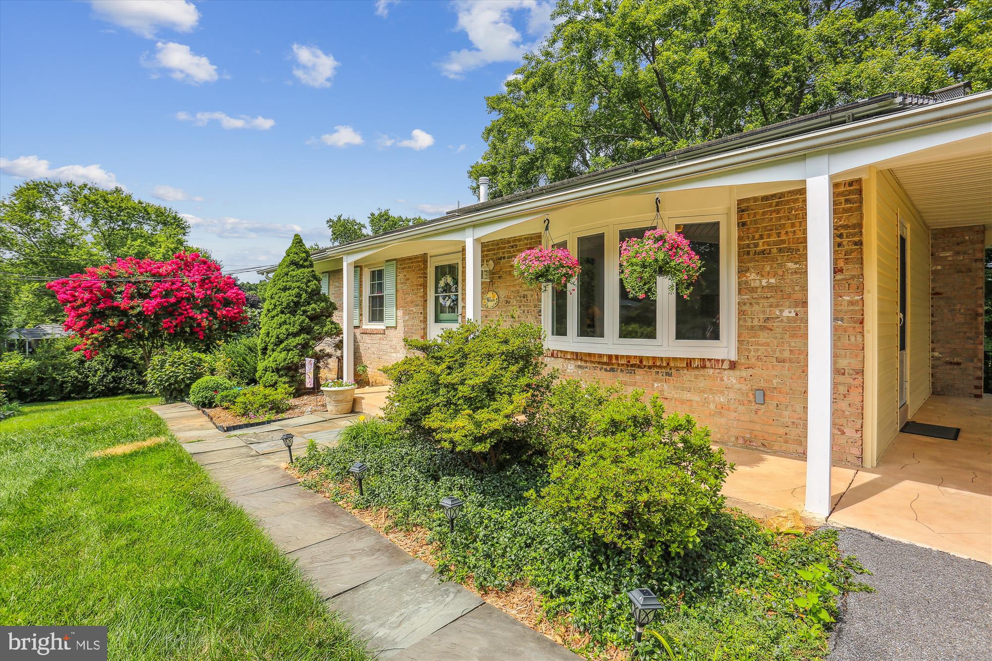 MILL CREEK TOWNE - Residential