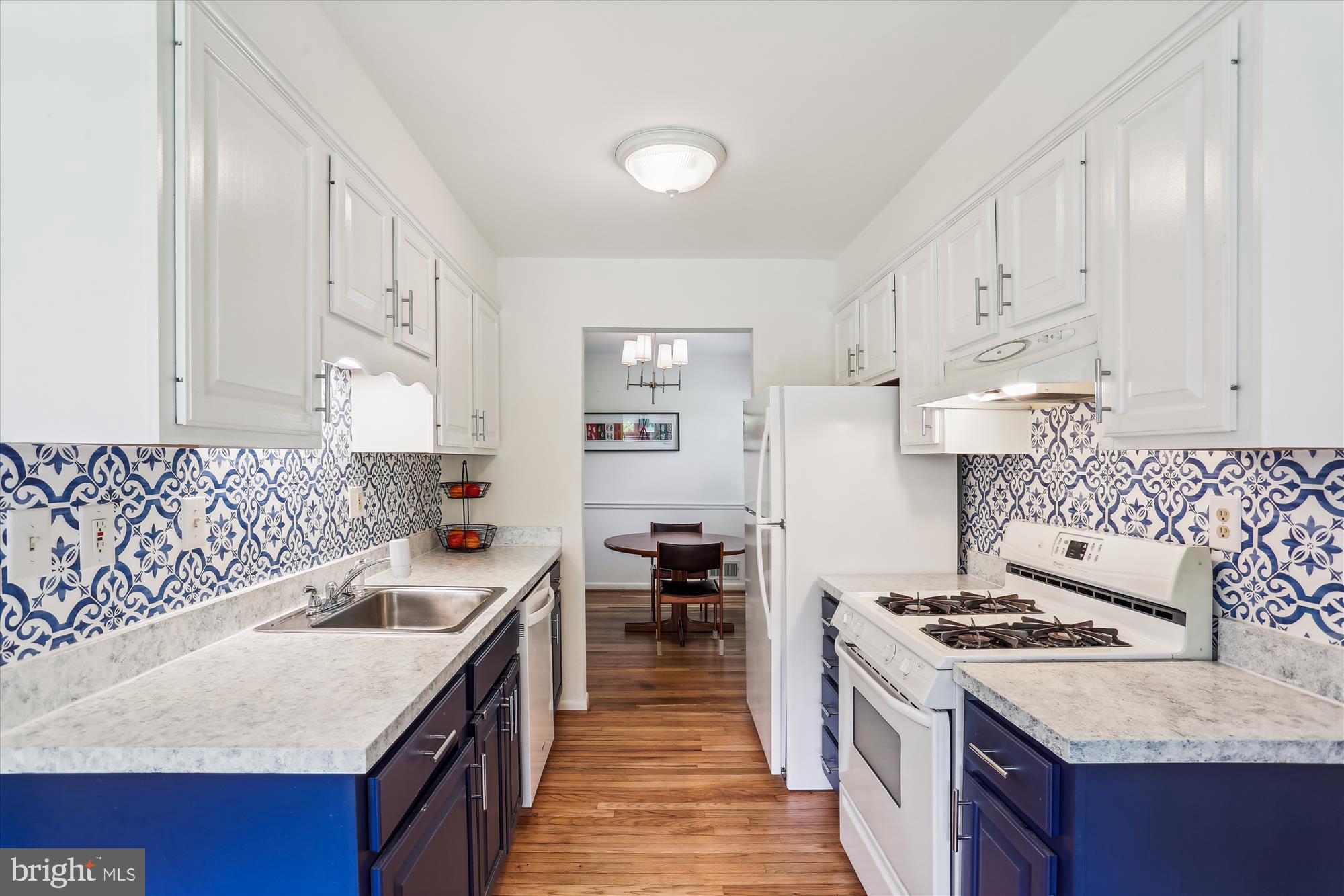 MILL CREEK TOWNE - Residential