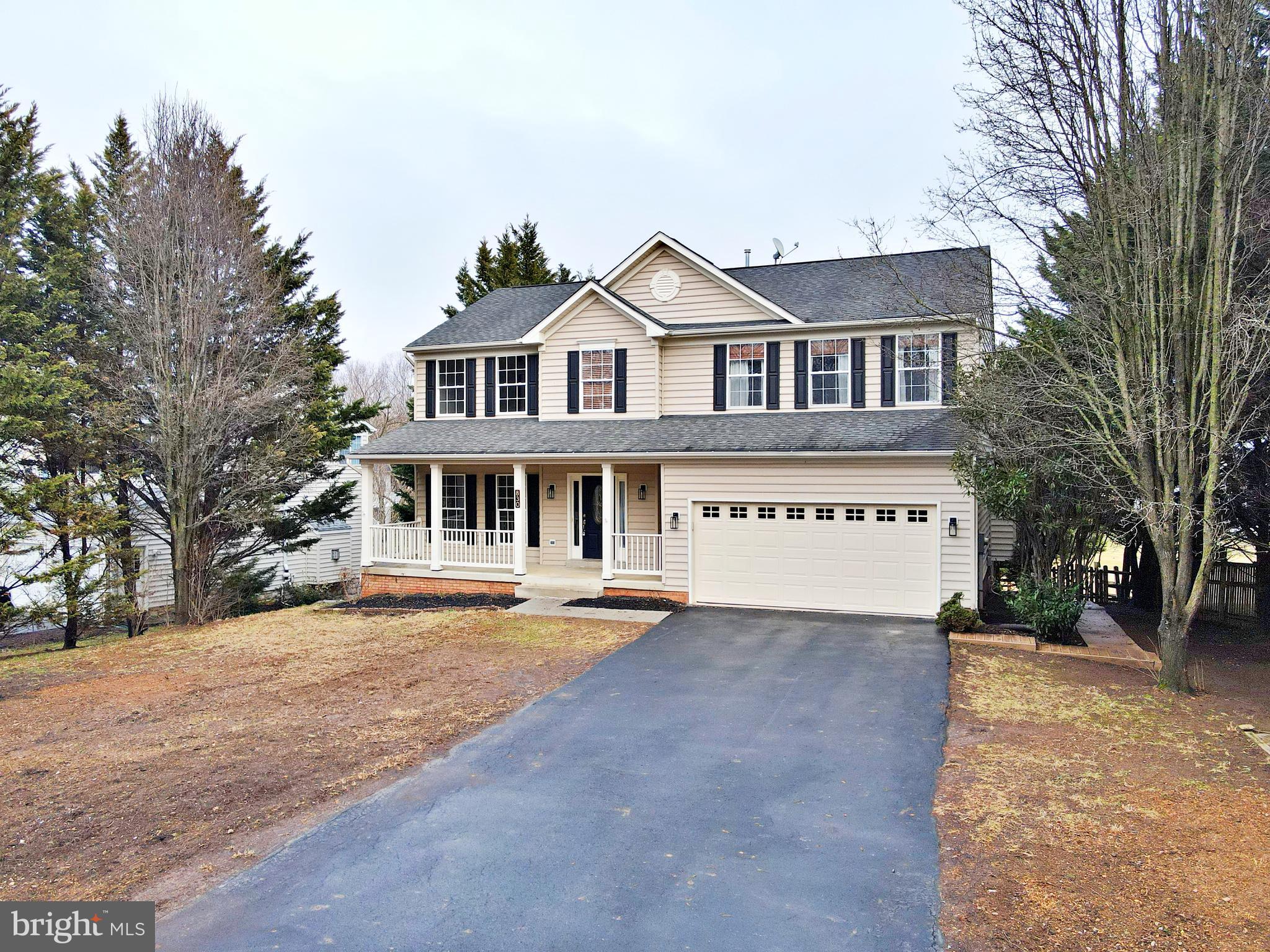 LOCUST HILL - Residential