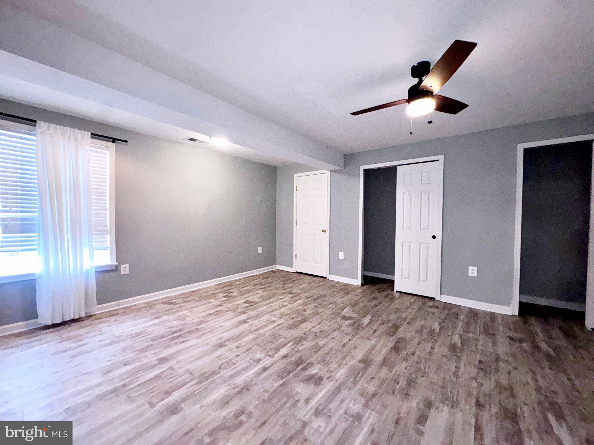 LOCUST HILL - Residential