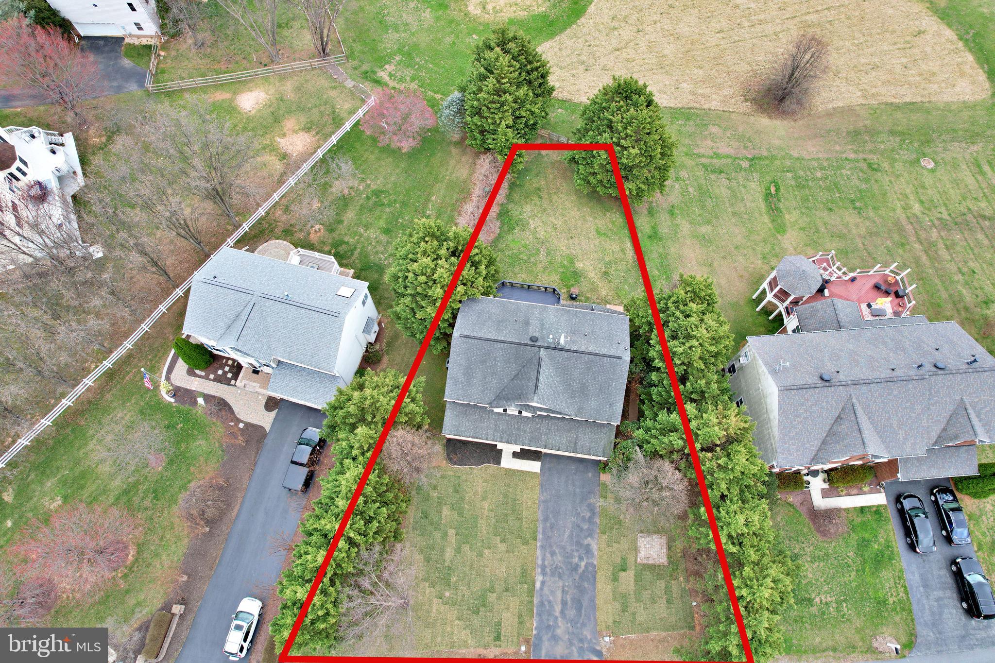 LOCUST HILL - Residential