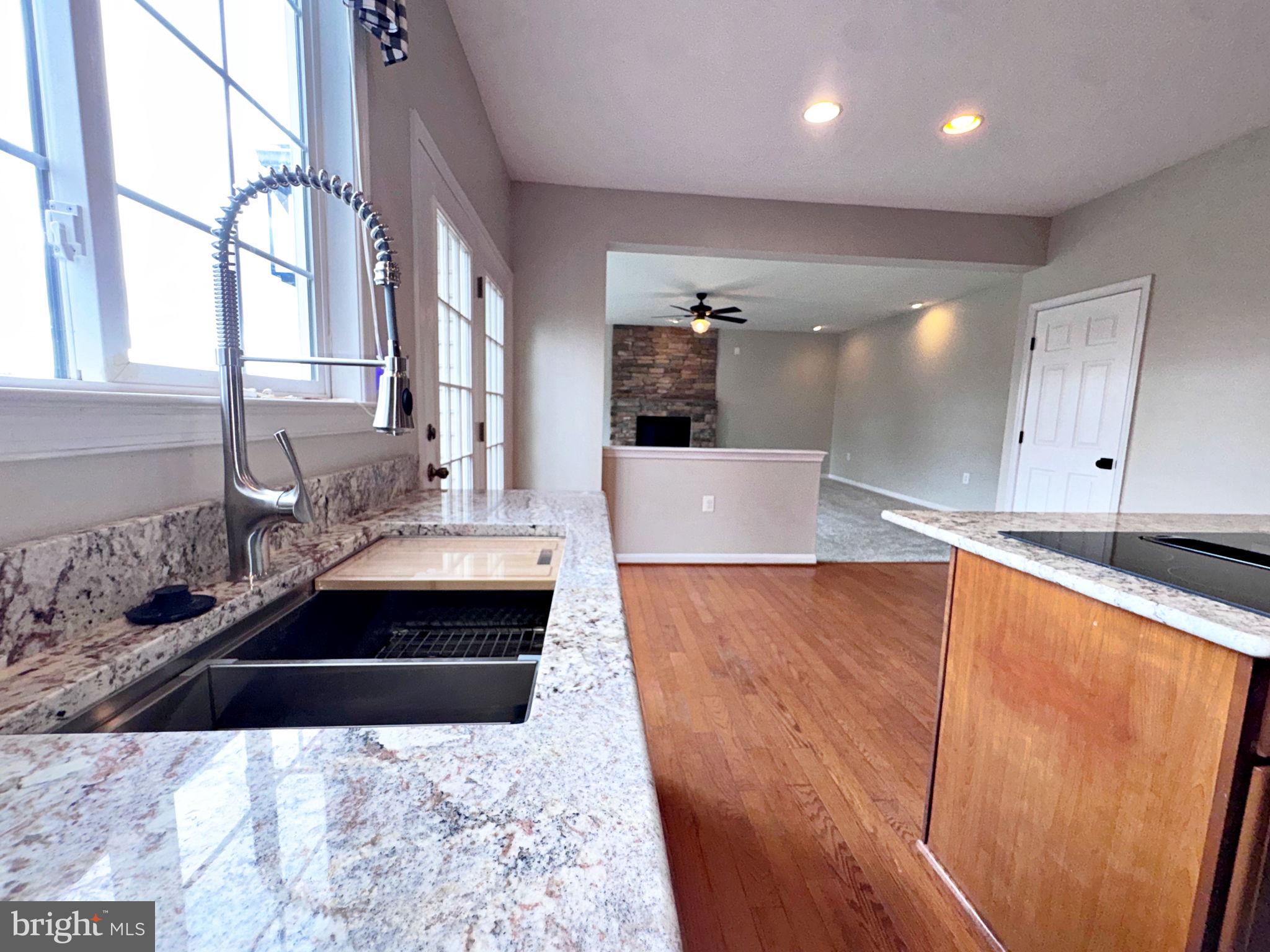 LOCUST HILL - Residential