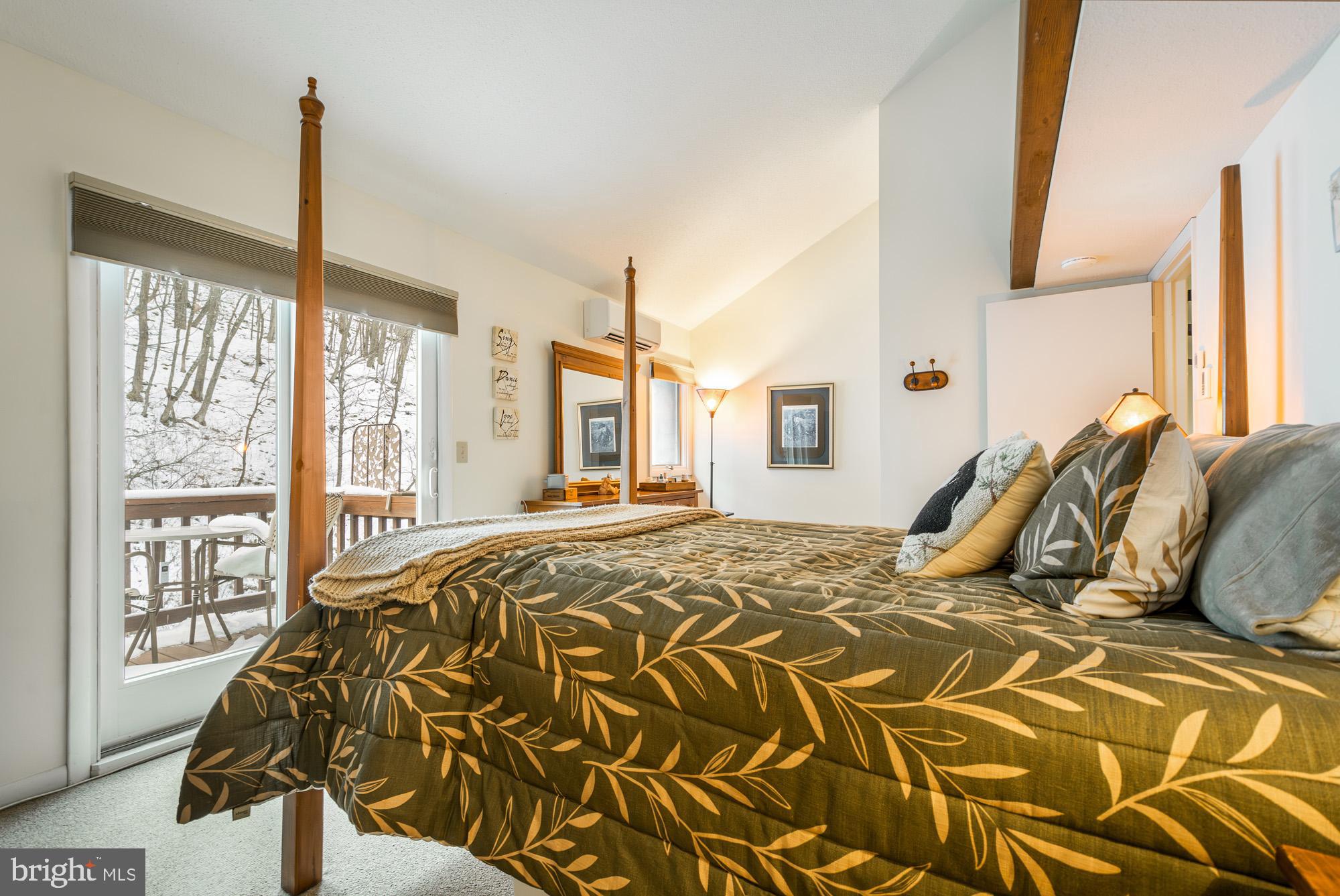 VILLAGES OF WISP - Residential