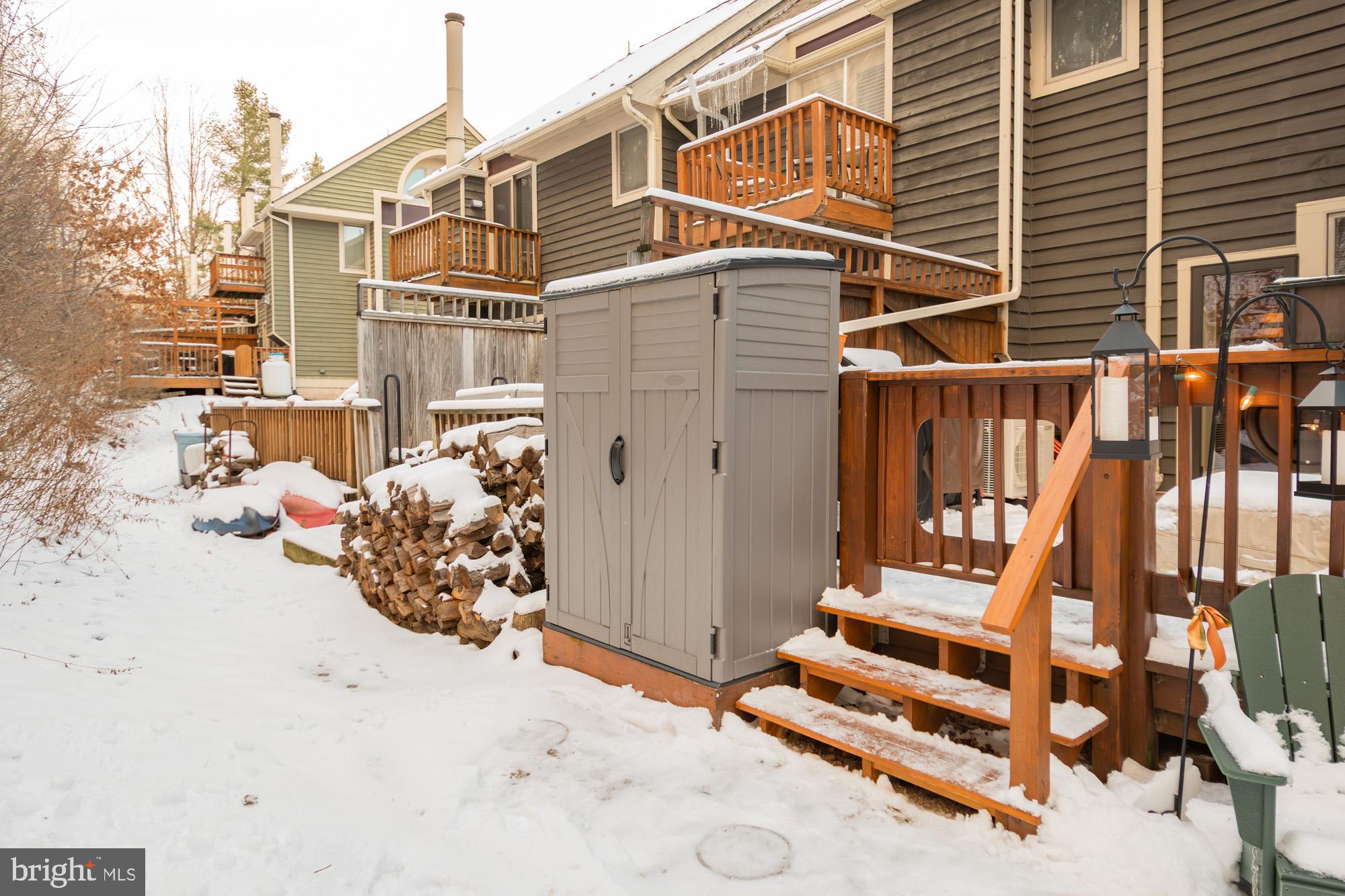 VILLAGES OF WISP - Residential