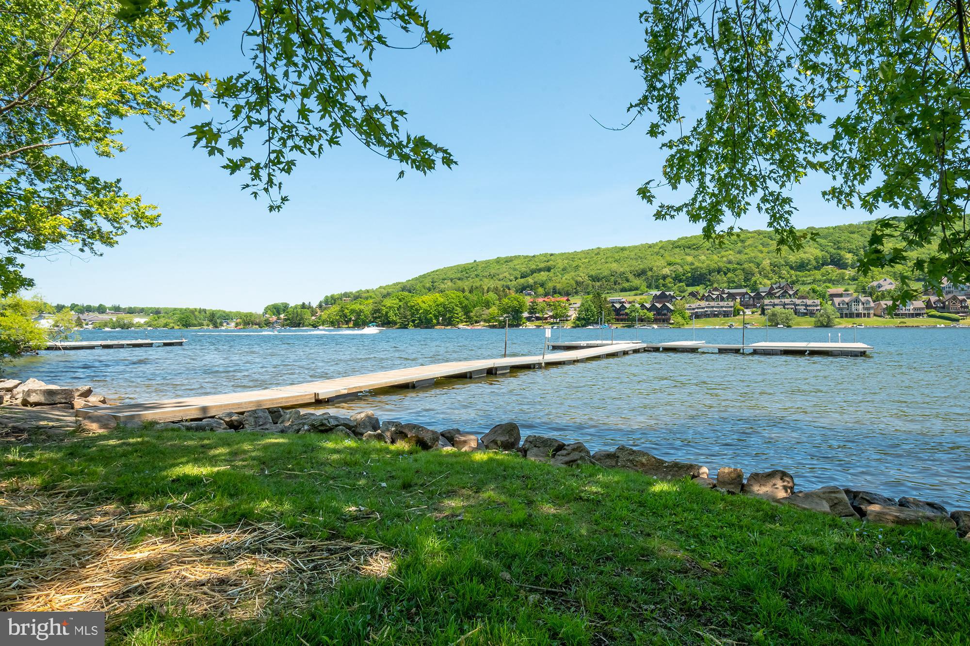 VILLAGES OF WISP - Residential