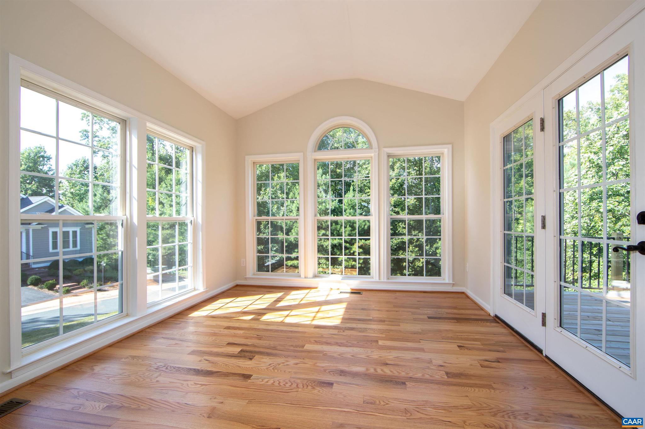 SPRING CREEK - Residential