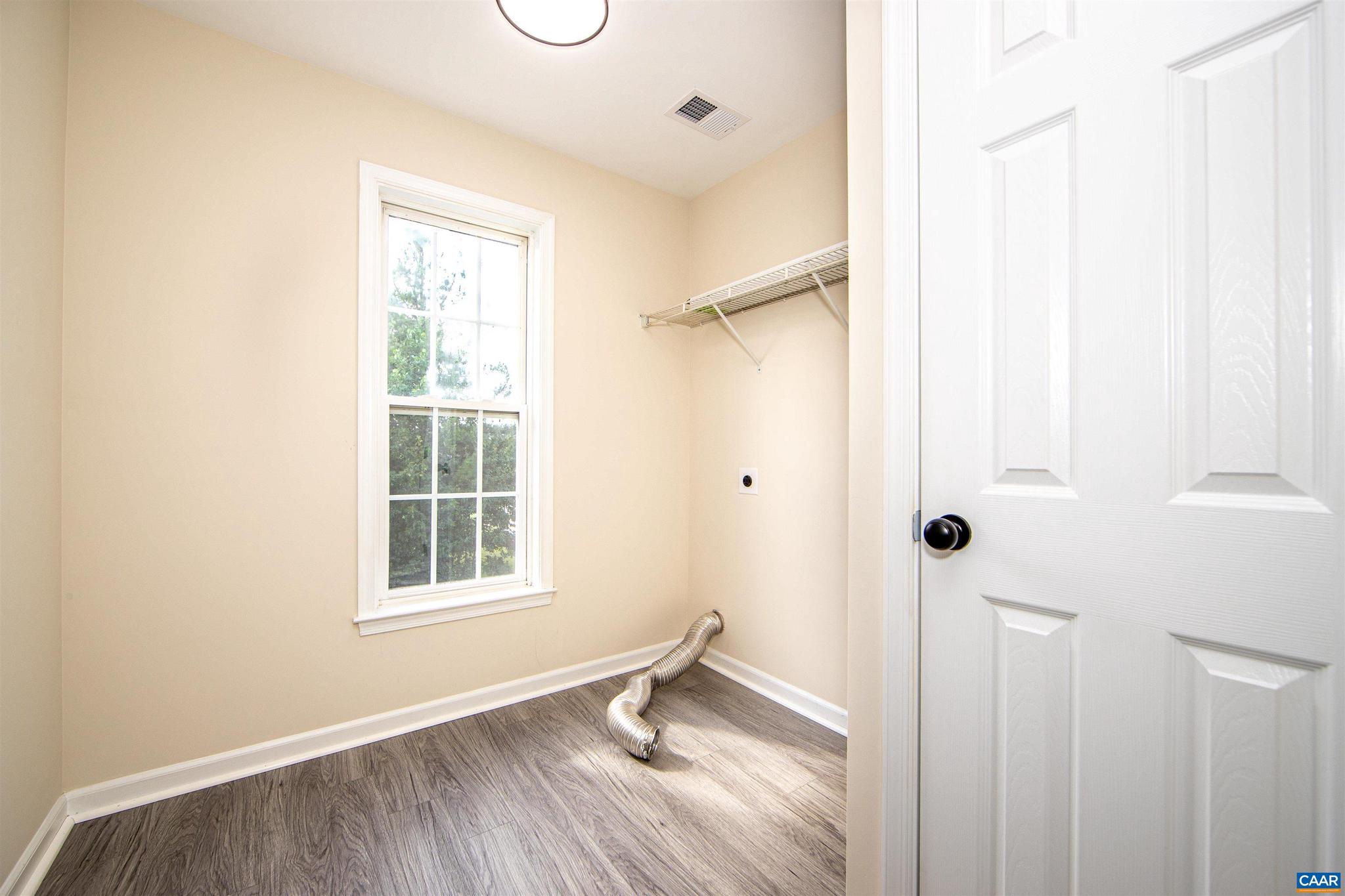 SPRING CREEK - Residential