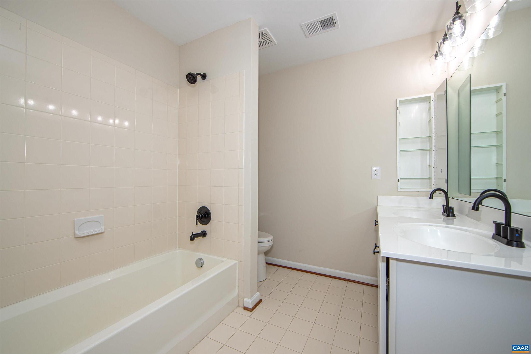 SPRING CREEK - Residential