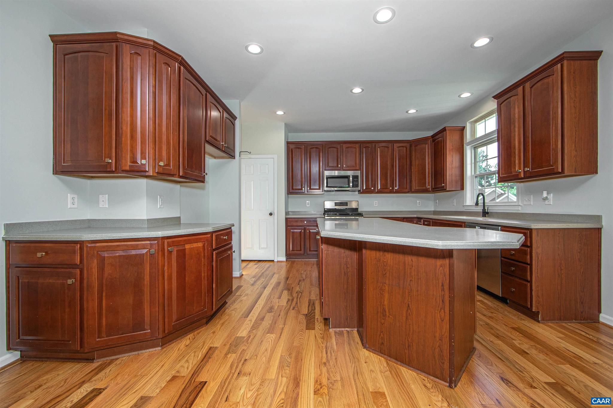 SPRING CREEK - Residential