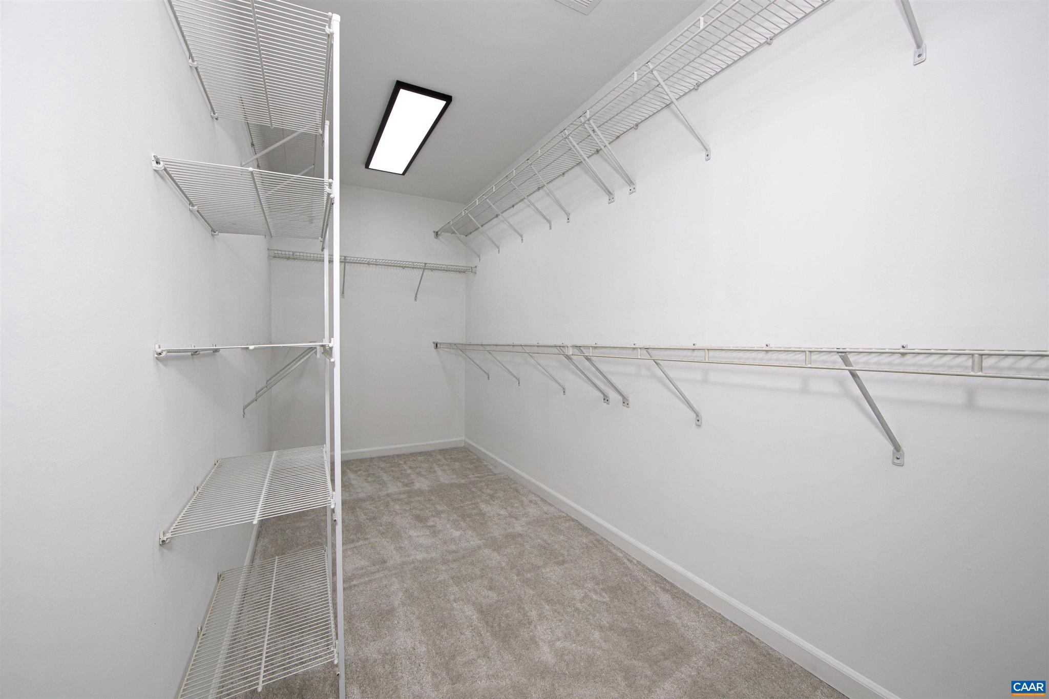 SPRING CREEK - Residential