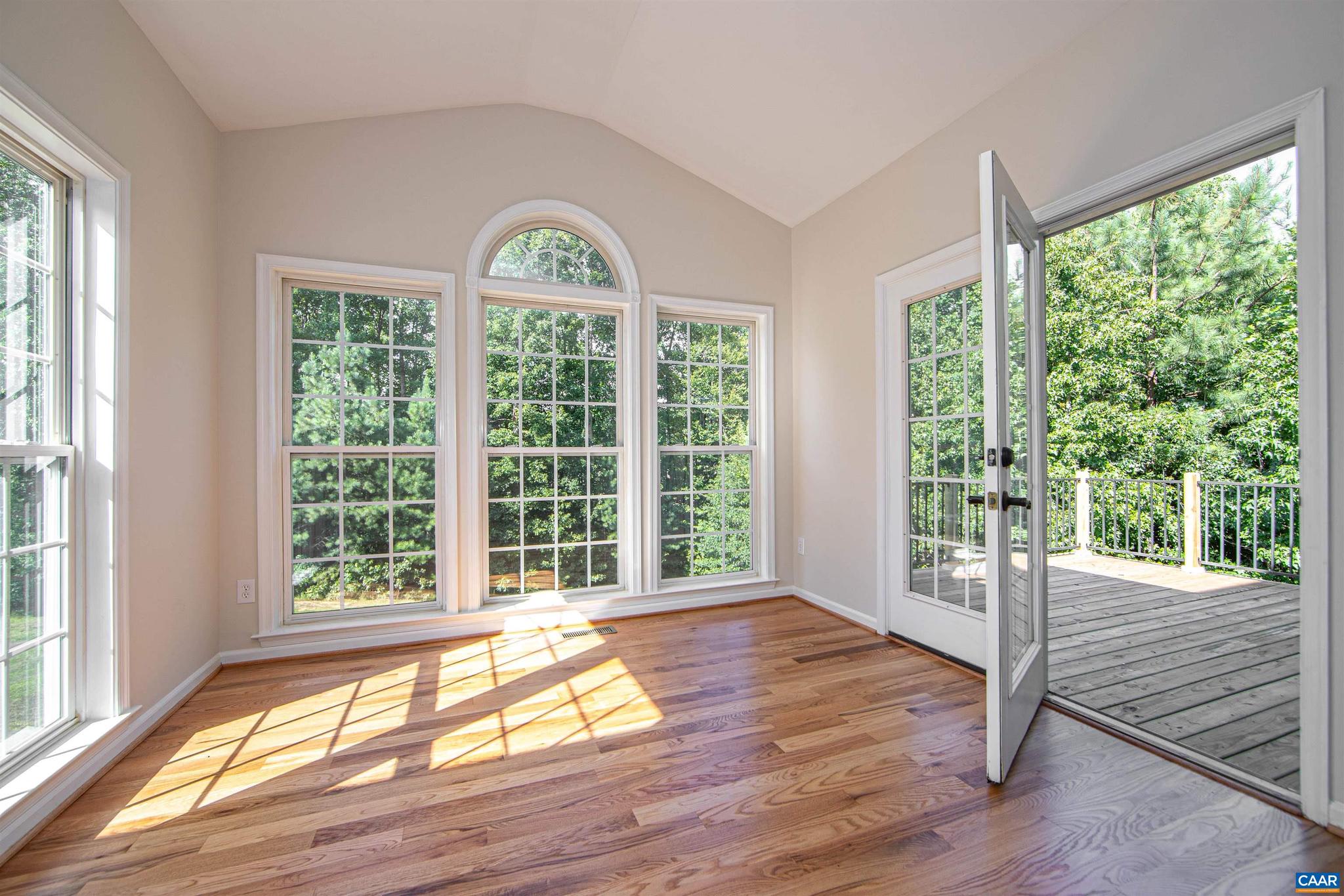 SPRING CREEK - Residential