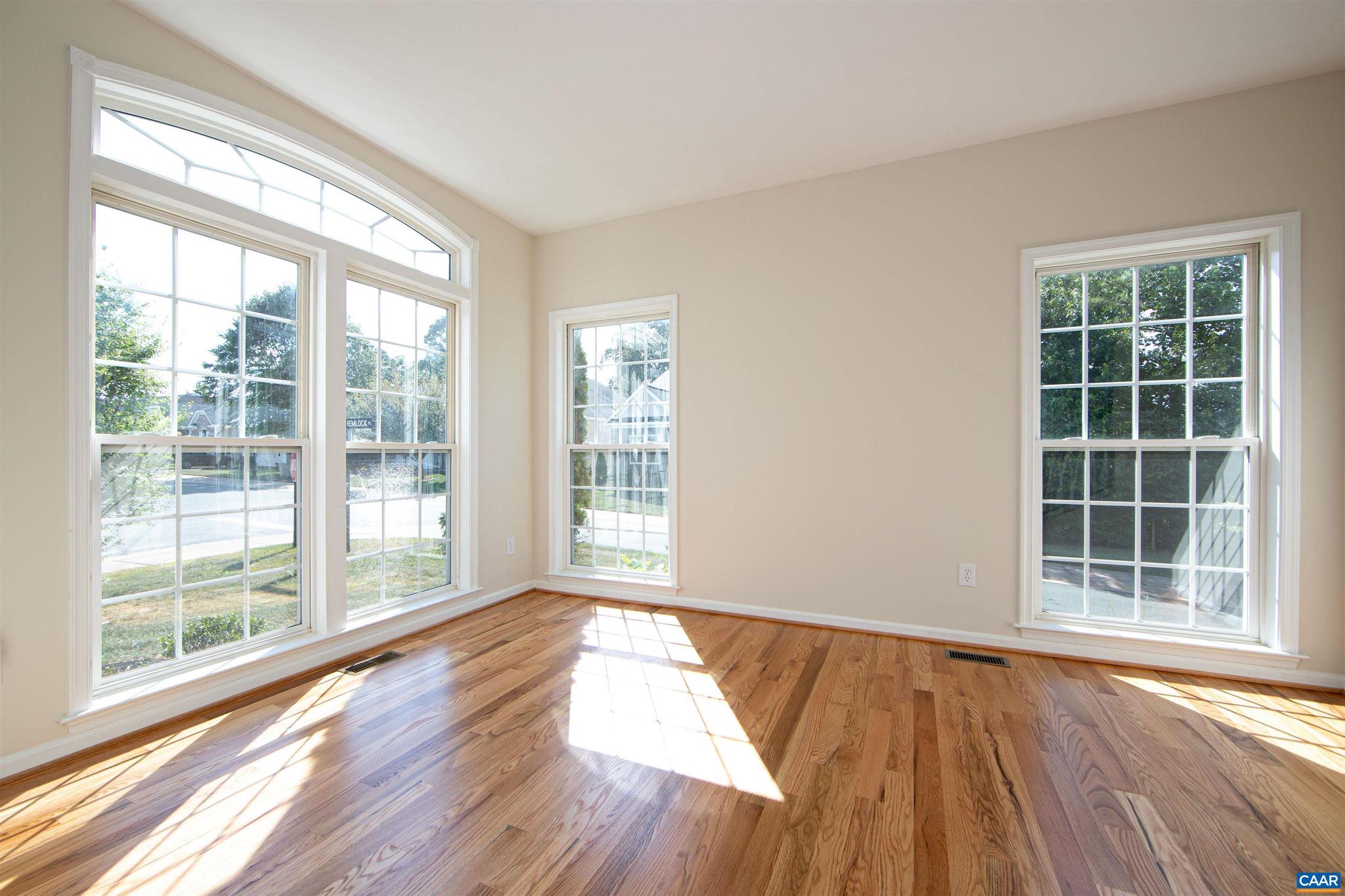 SPRING CREEK - Residential