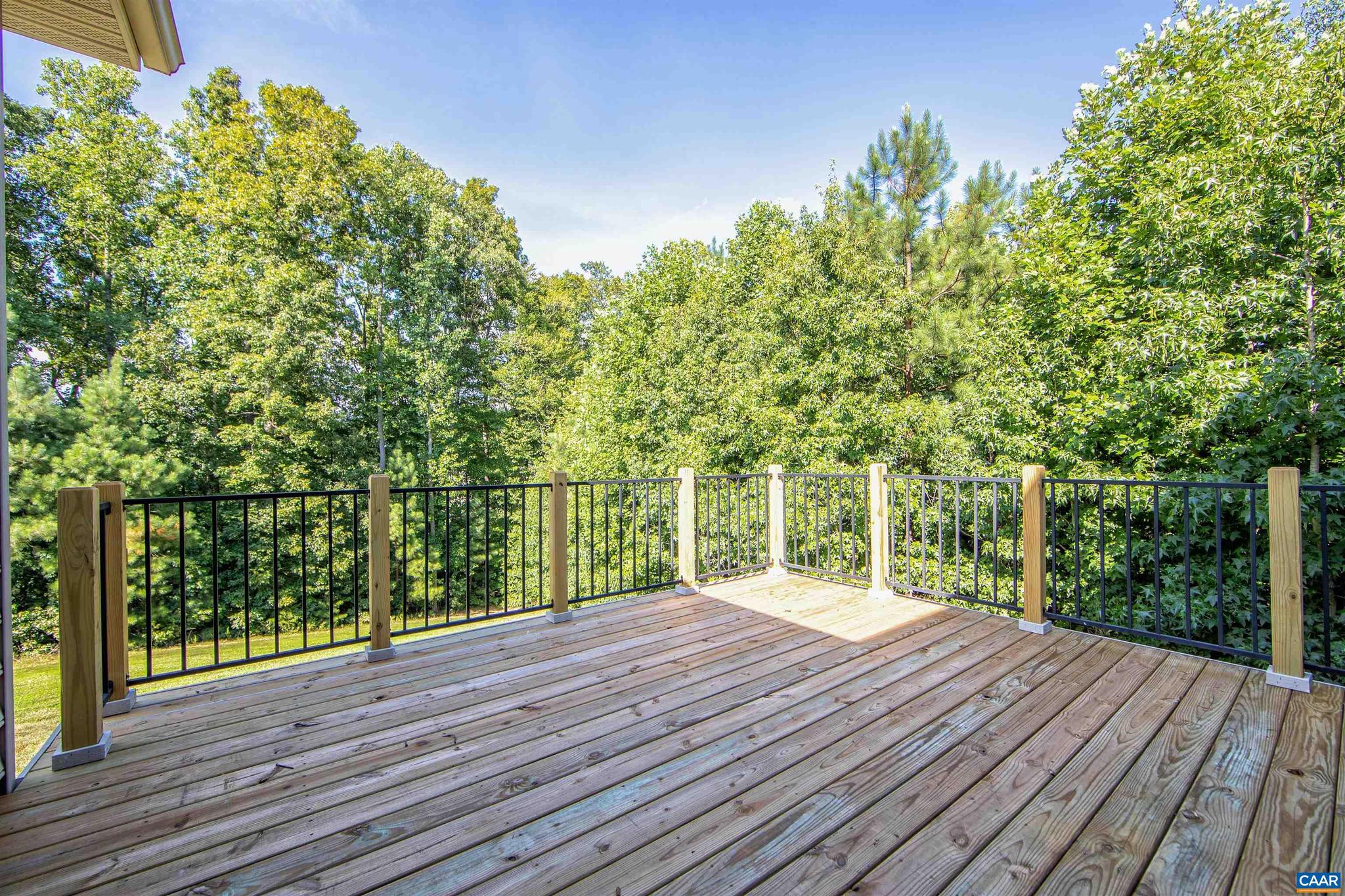 SPRING CREEK - Residential