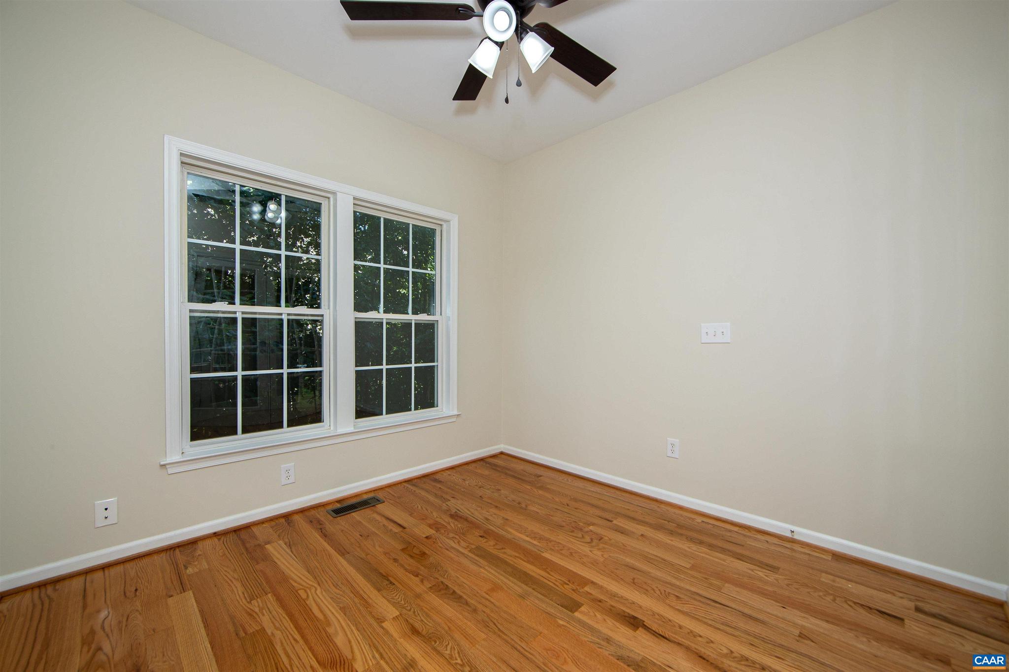 SPRING CREEK - Residential