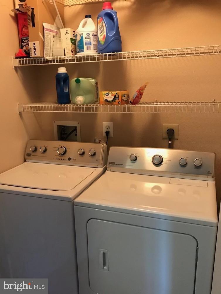 GATES OF MCLEAN - Residential Lease