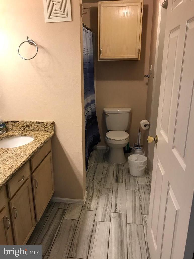 GATES OF MCLEAN - Residential Lease