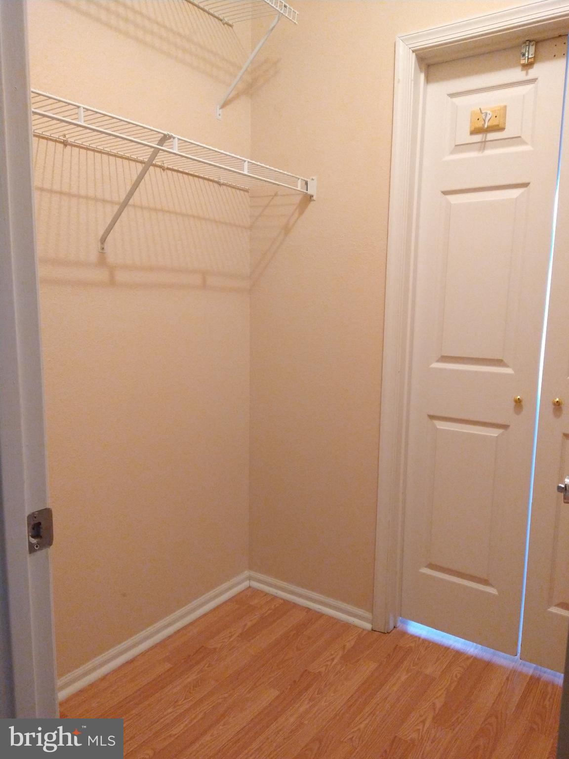 GATES OF MCLEAN - Residential Lease