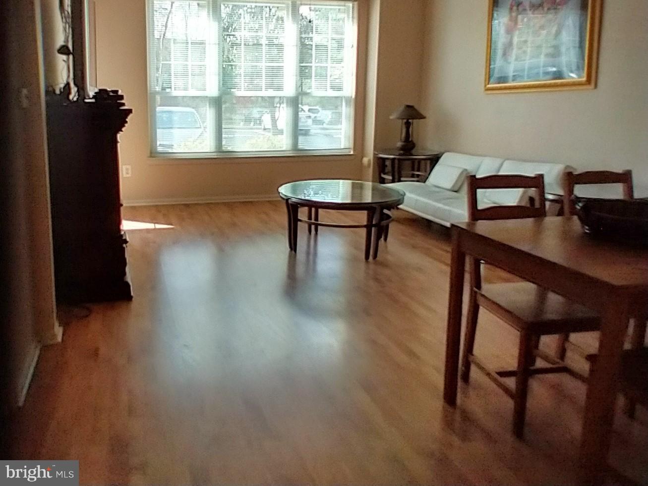 GATES OF MCLEAN - Residential Lease