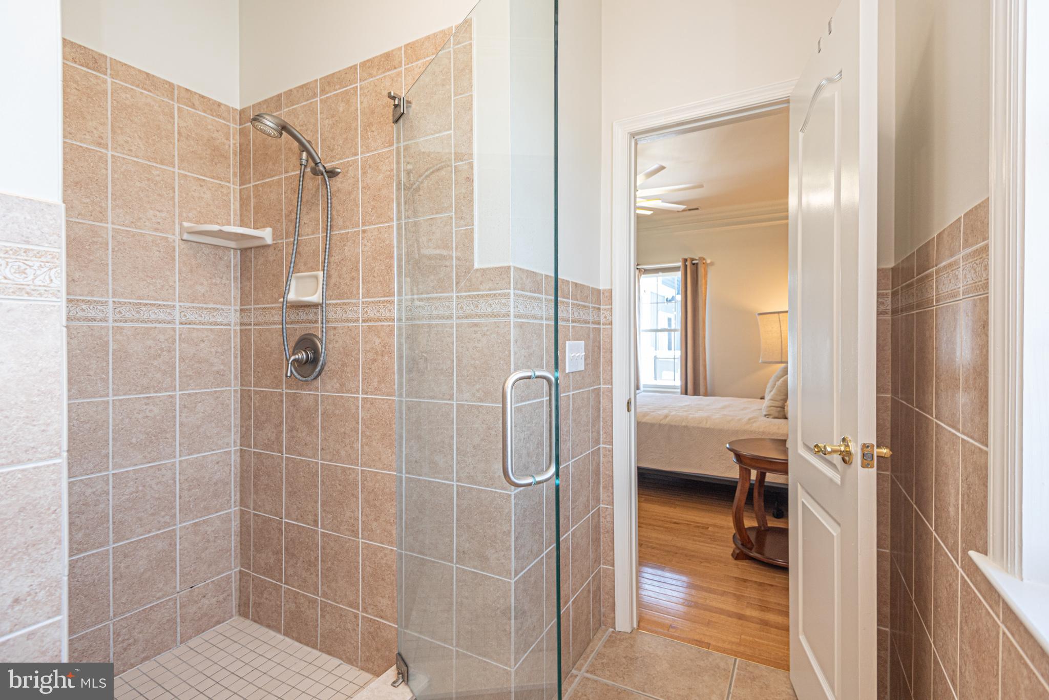 CAINE KEYS II EXT - Residential