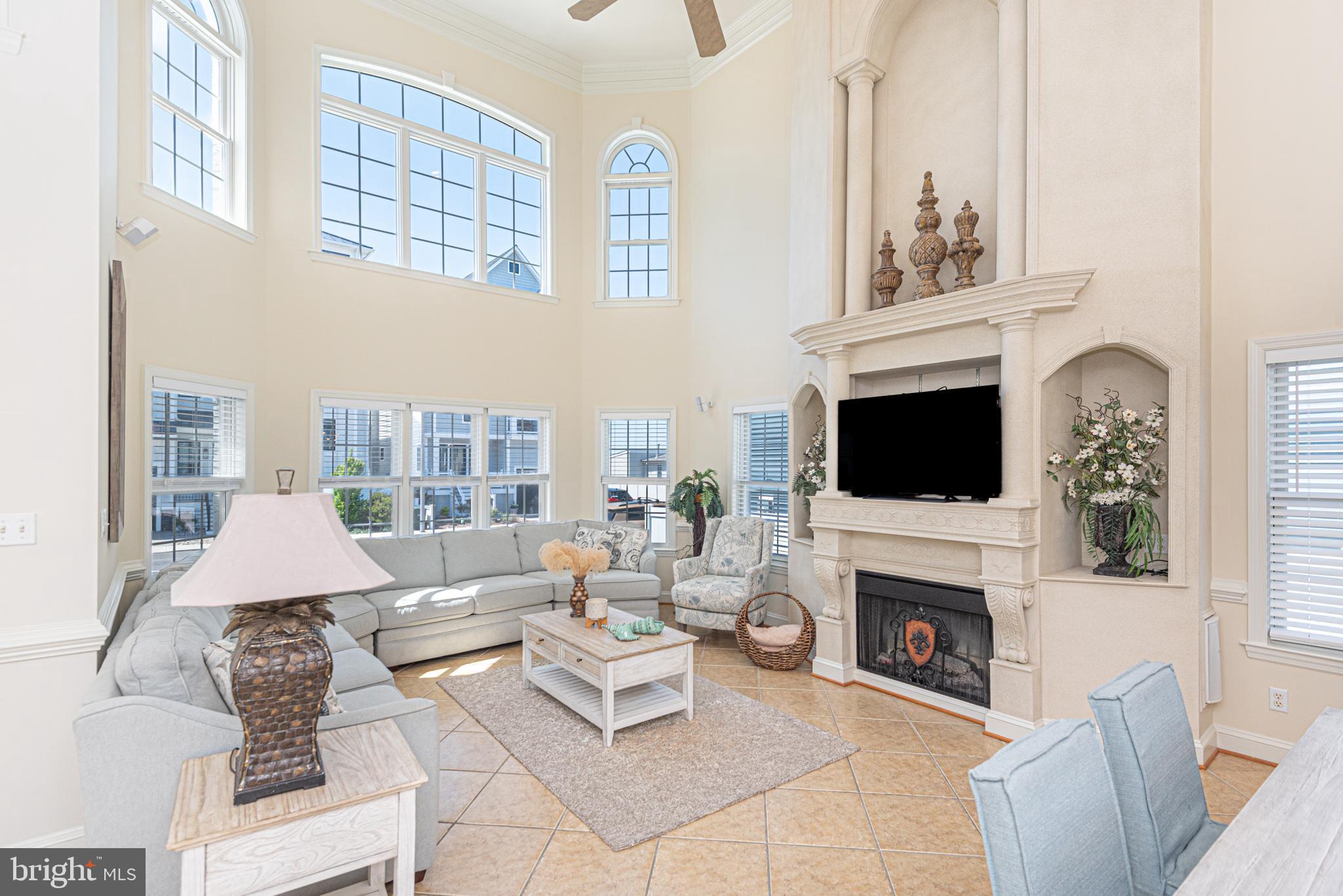 CAINE KEYS II EXT - Residential