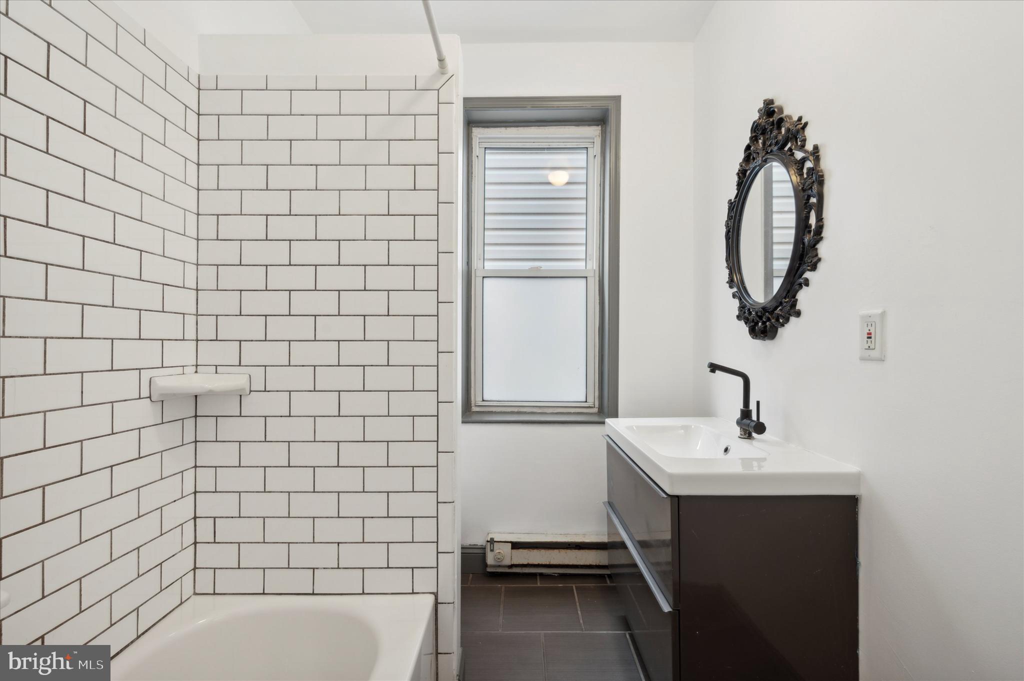 BREWERYTOWN - Residential Lease