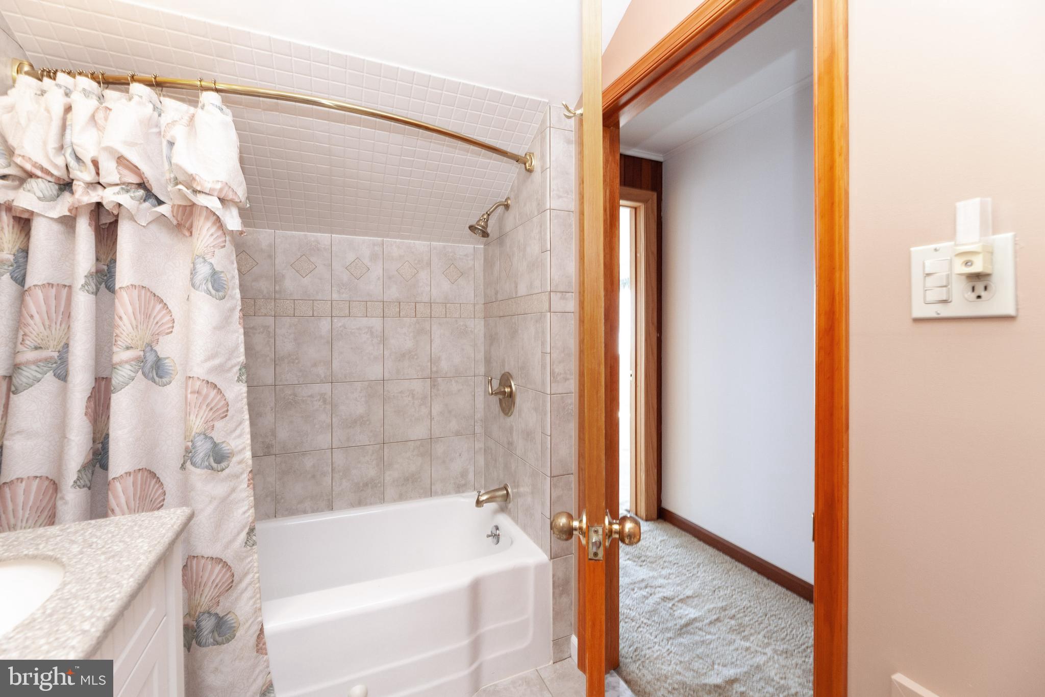 WALKER - Residential