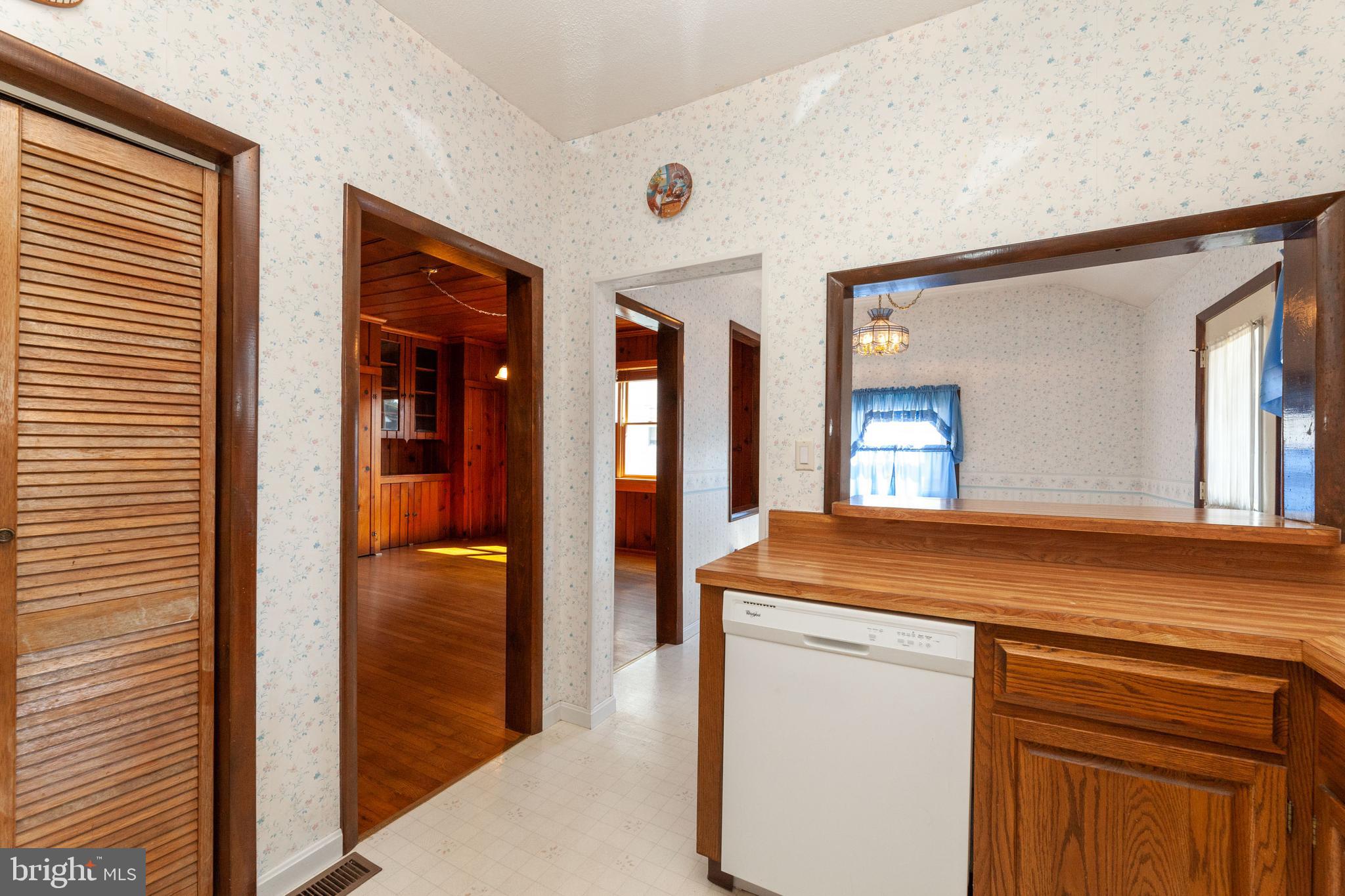 WALKER - Residential