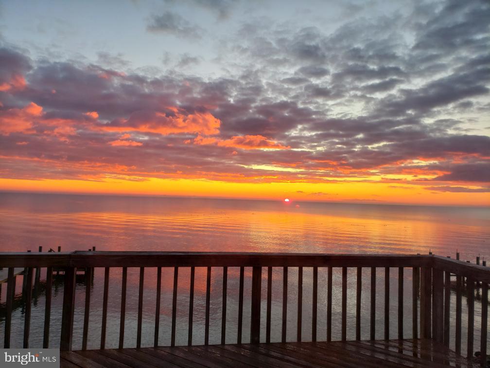 WALKER - Residential