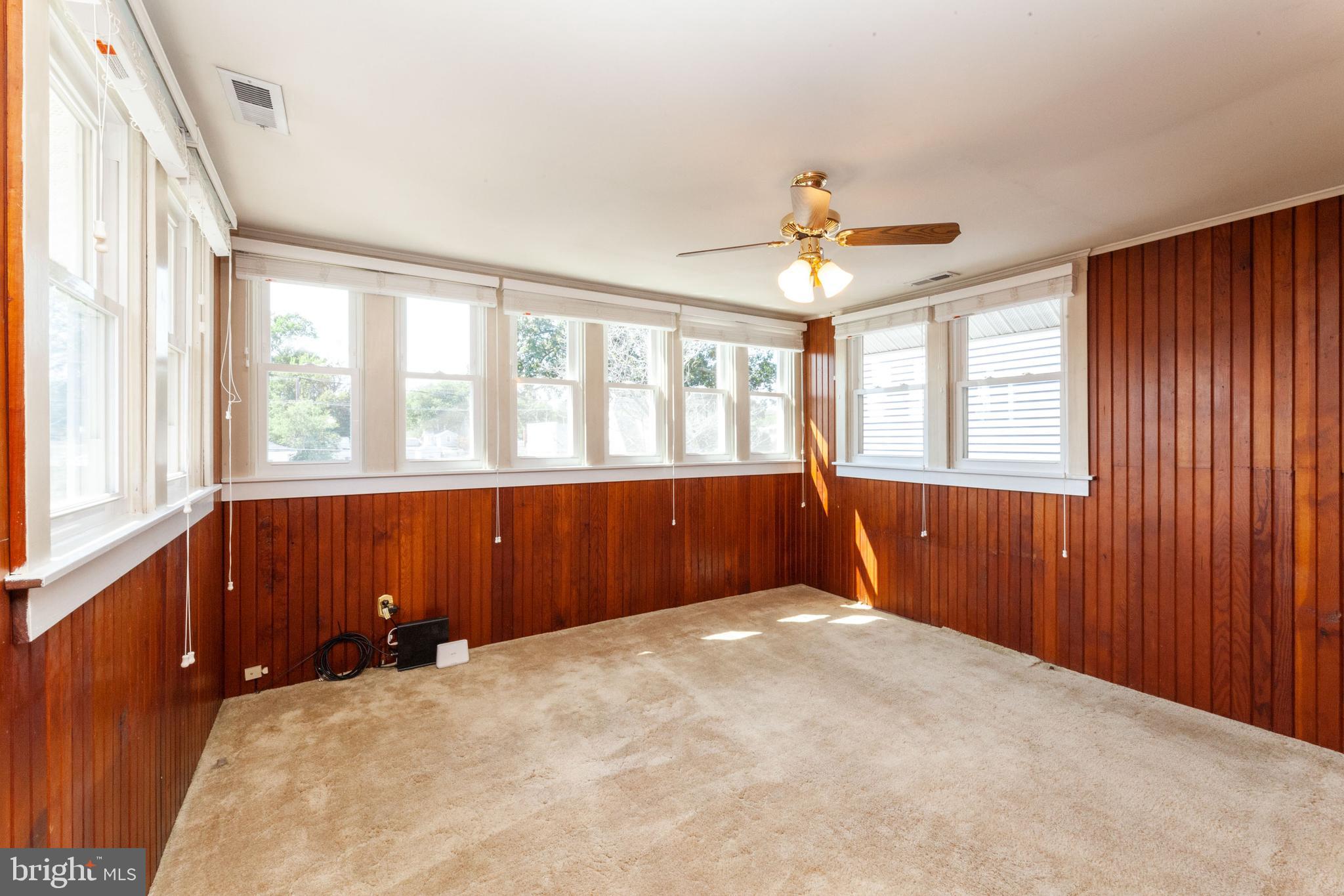 WALKER - Residential