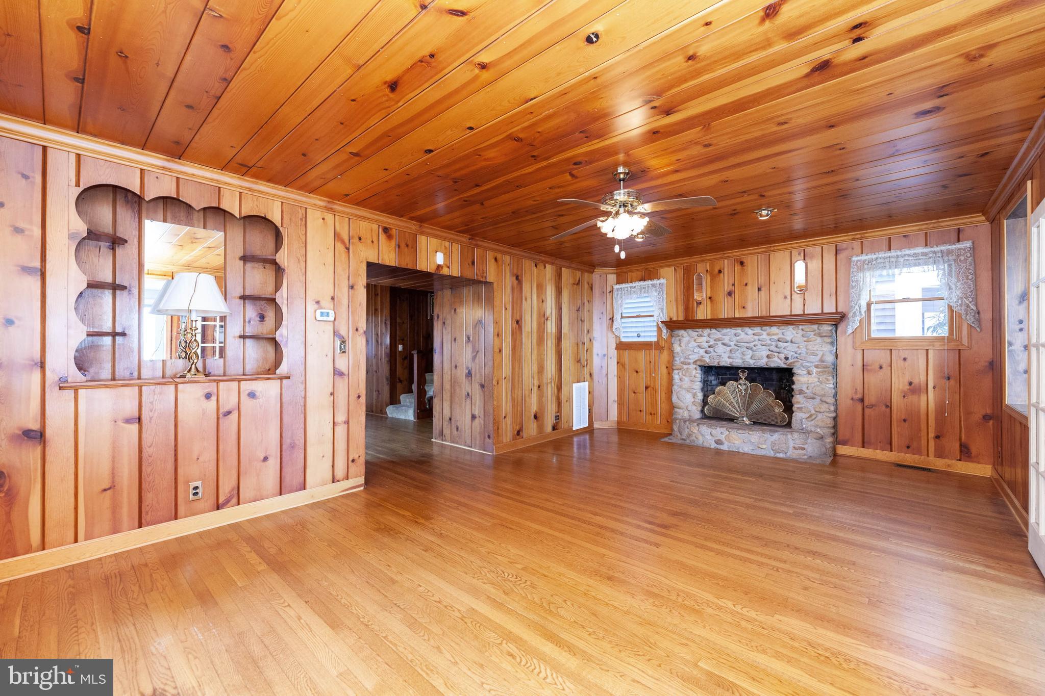 WALKER - Residential