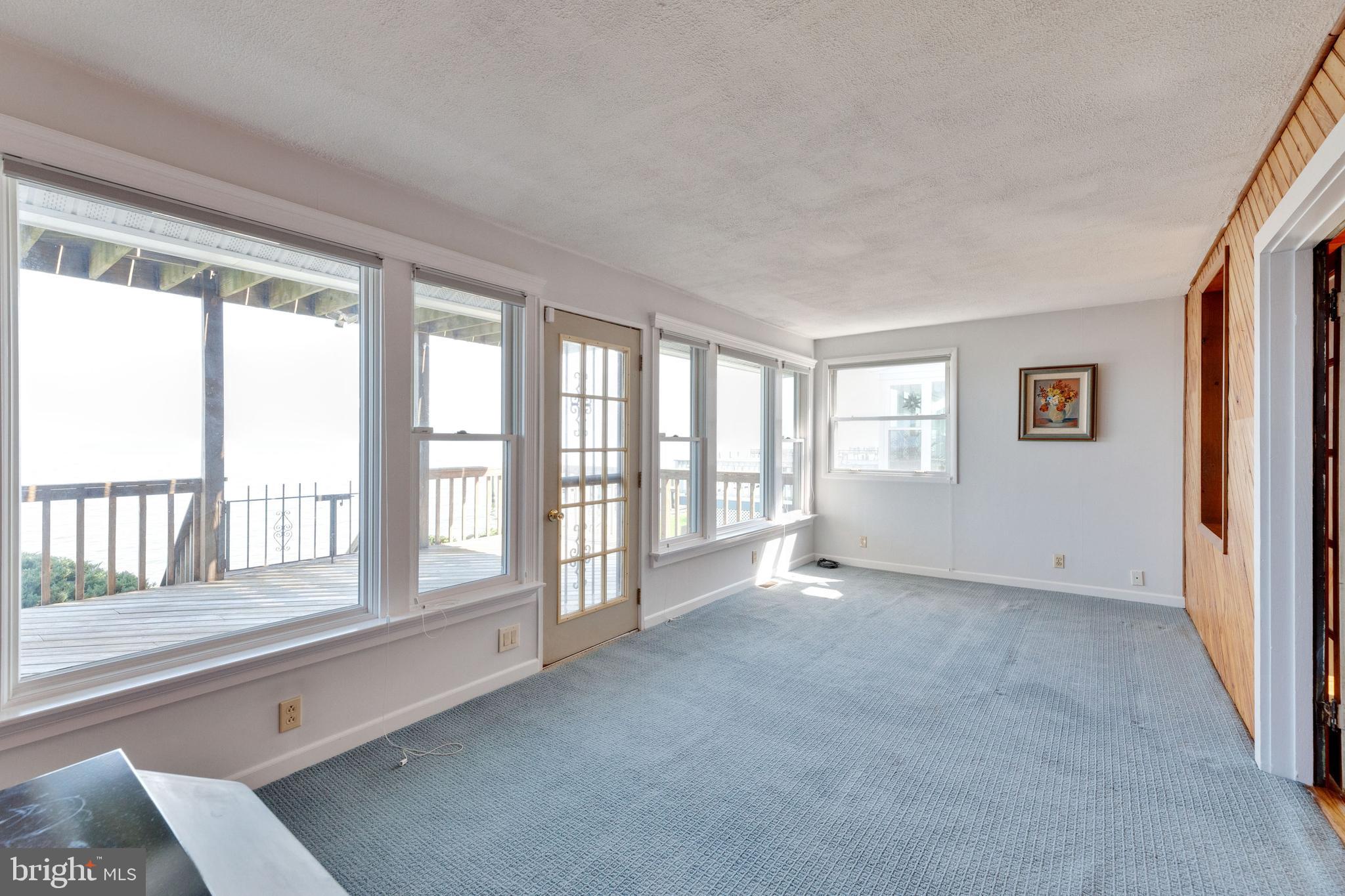 WALKER - Residential