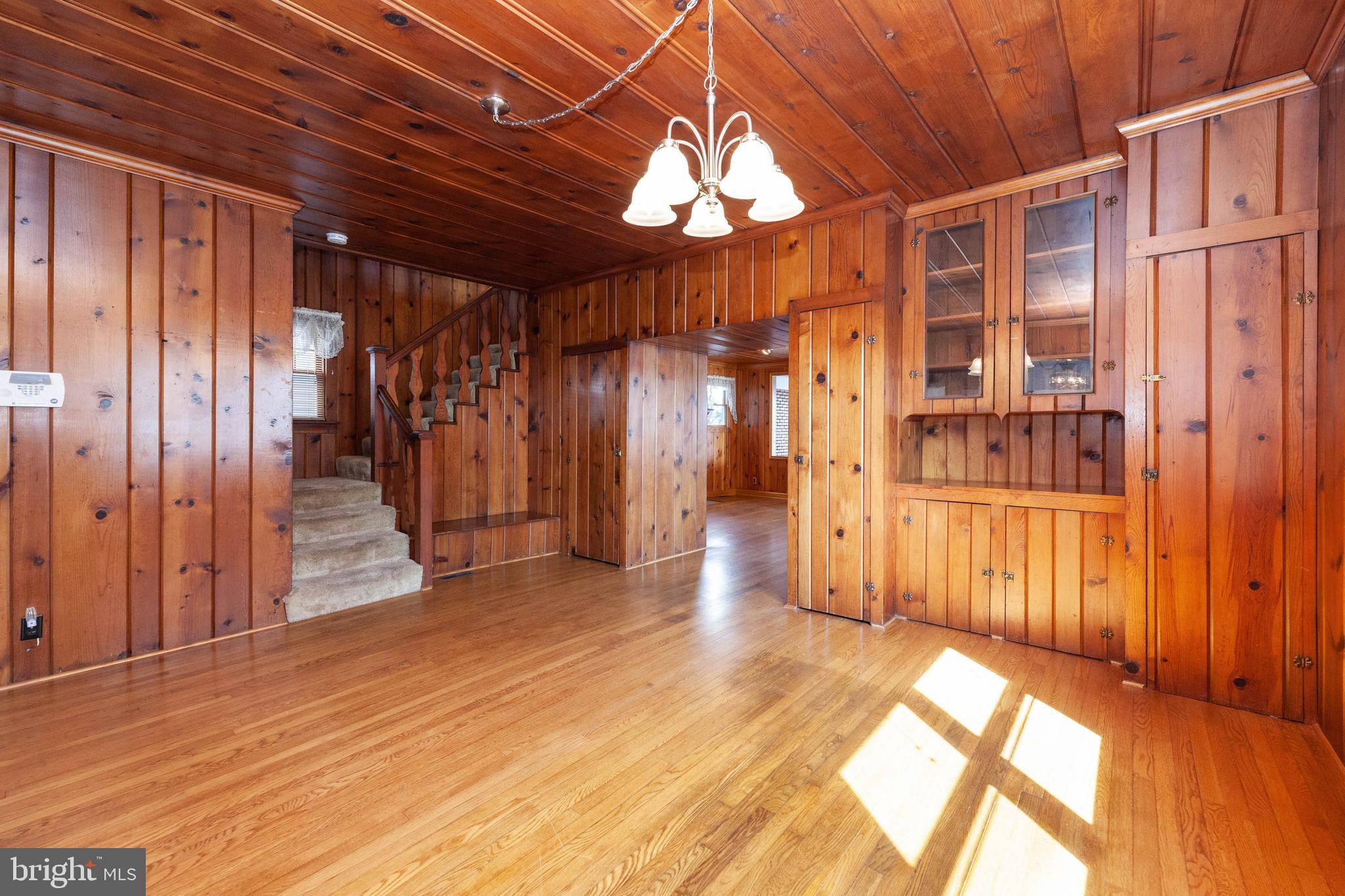 WALKER - Residential