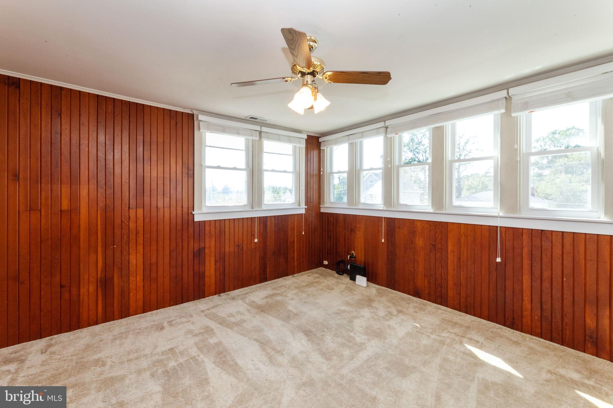 WALKER - Residential