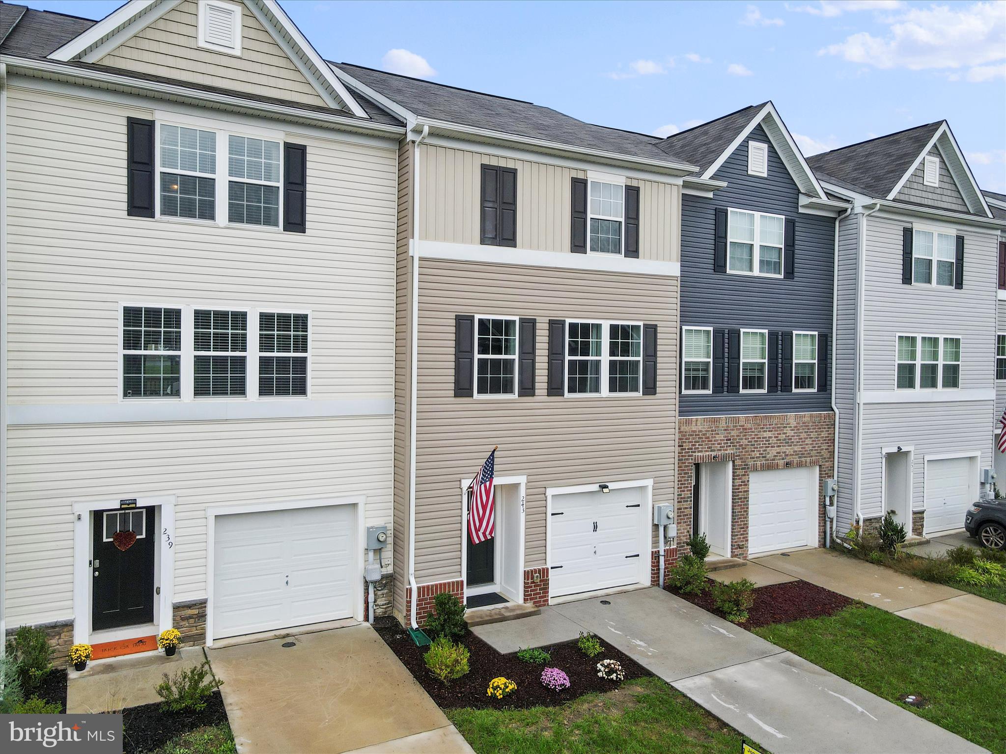 BERKELEY RIDGE - Residential