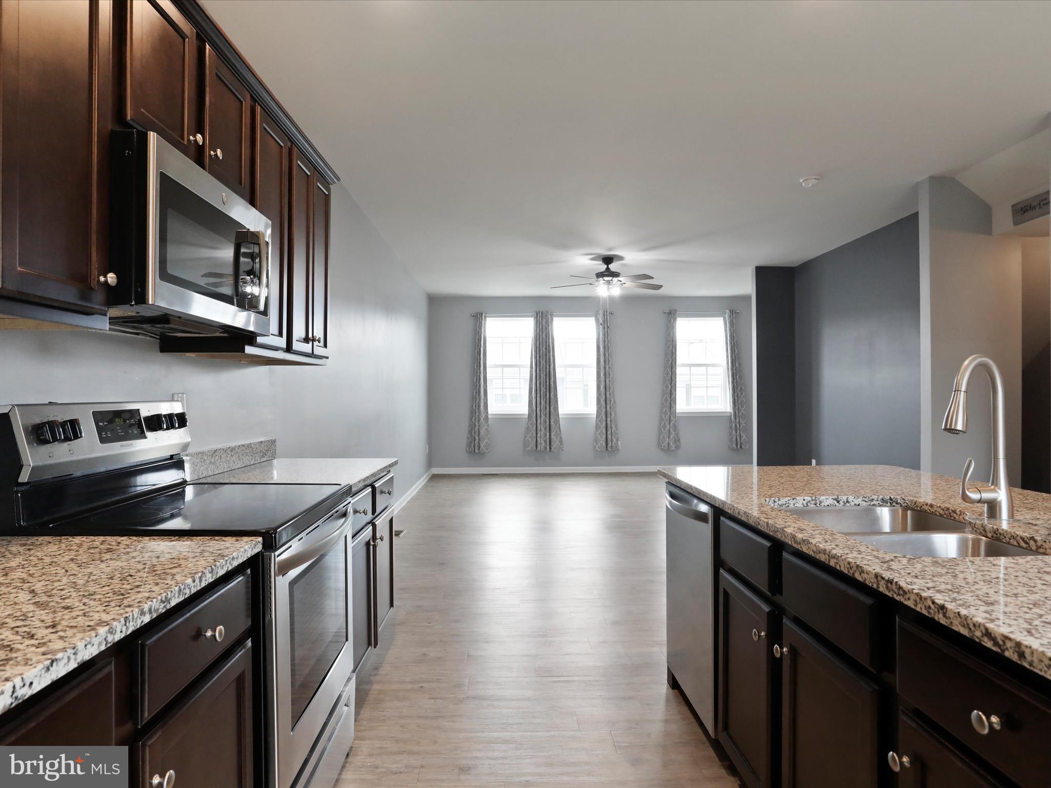 BERKELEY RIDGE - Residential