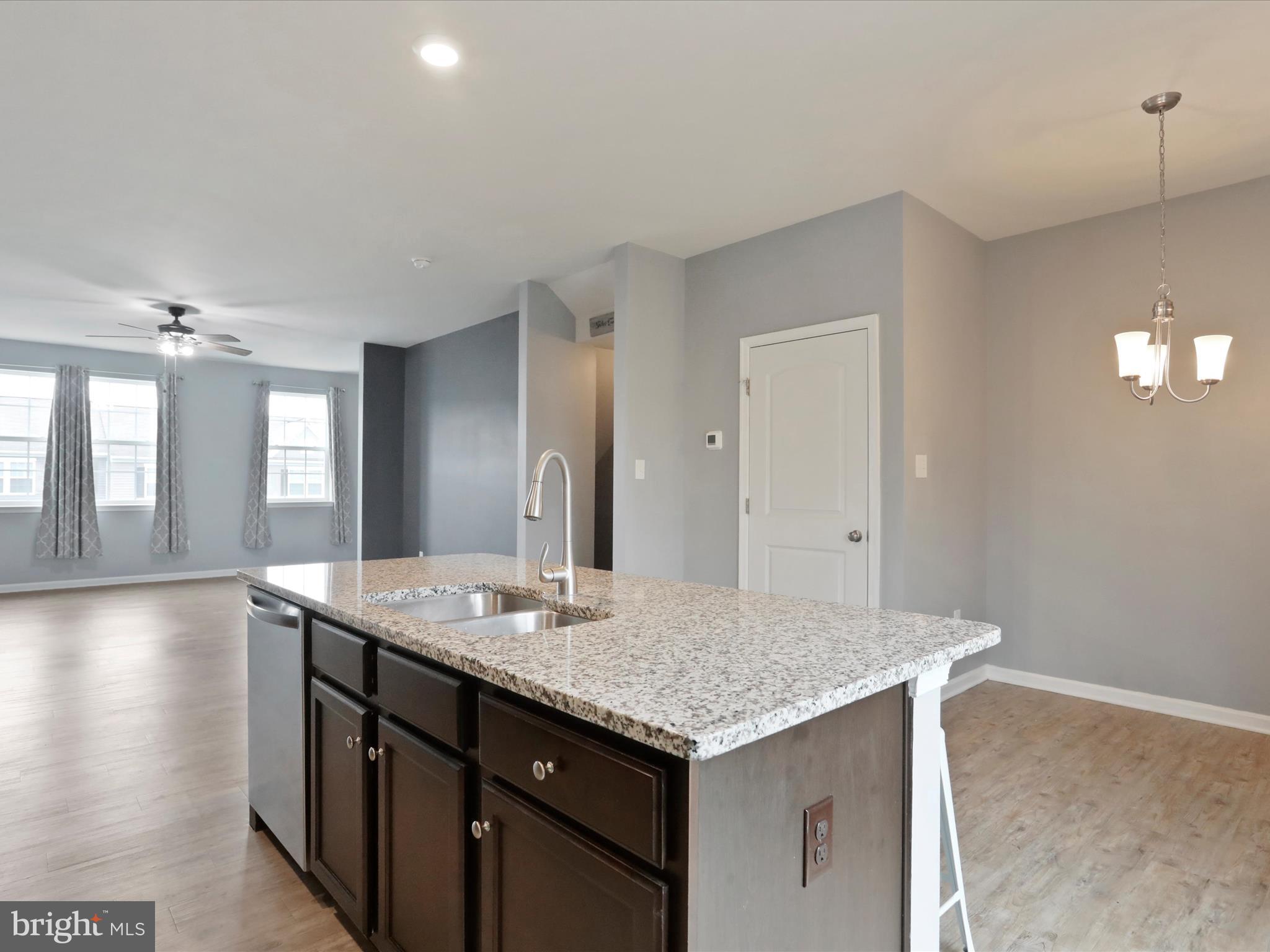 BERKELEY RIDGE - Residential