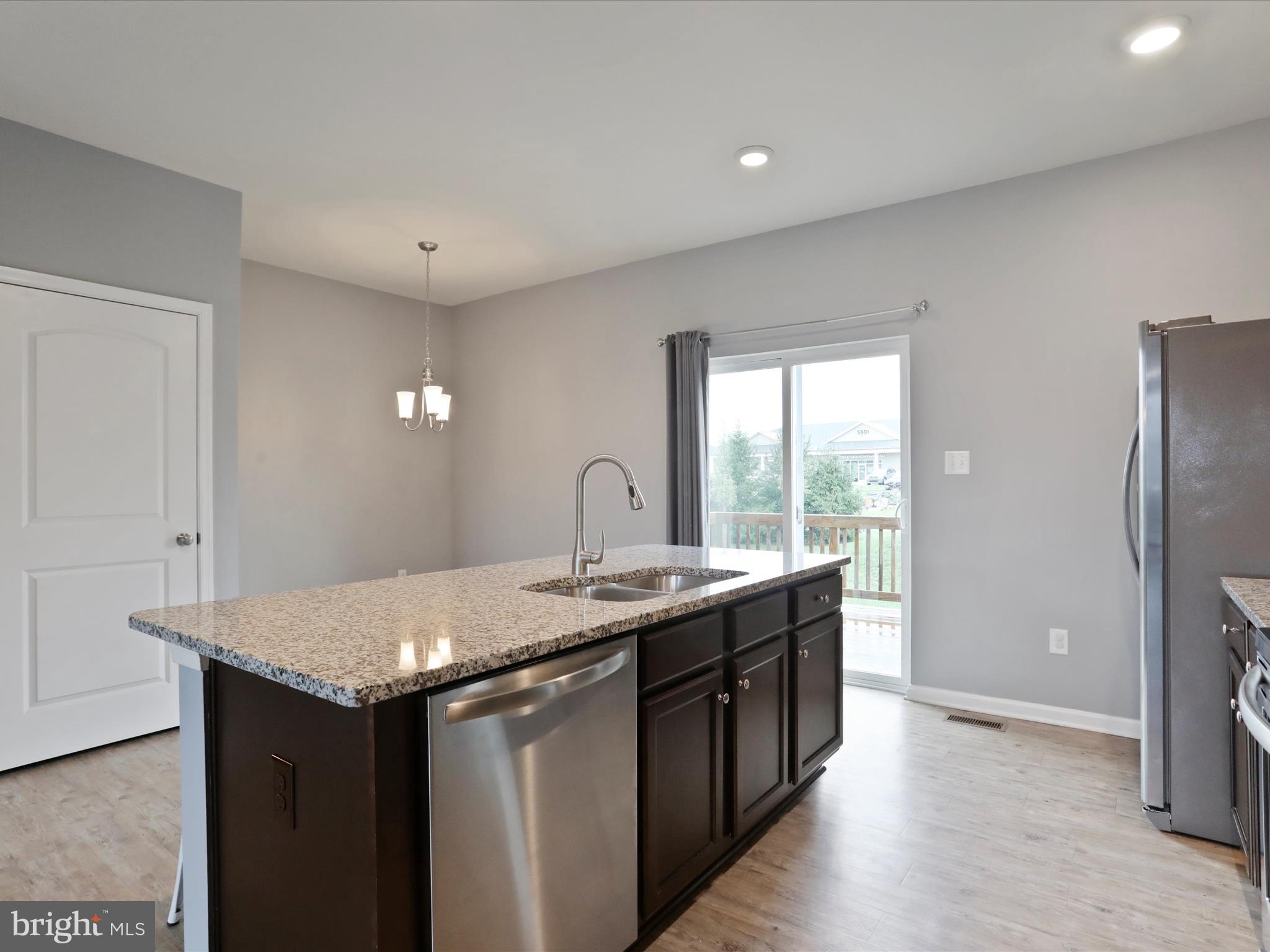 BERKELEY RIDGE - Residential