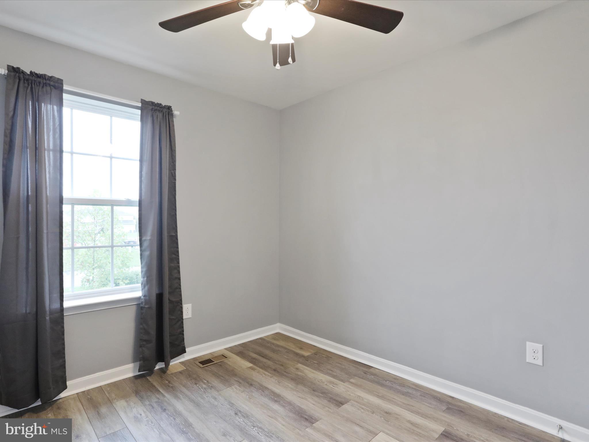 BERKELEY RIDGE - Residential