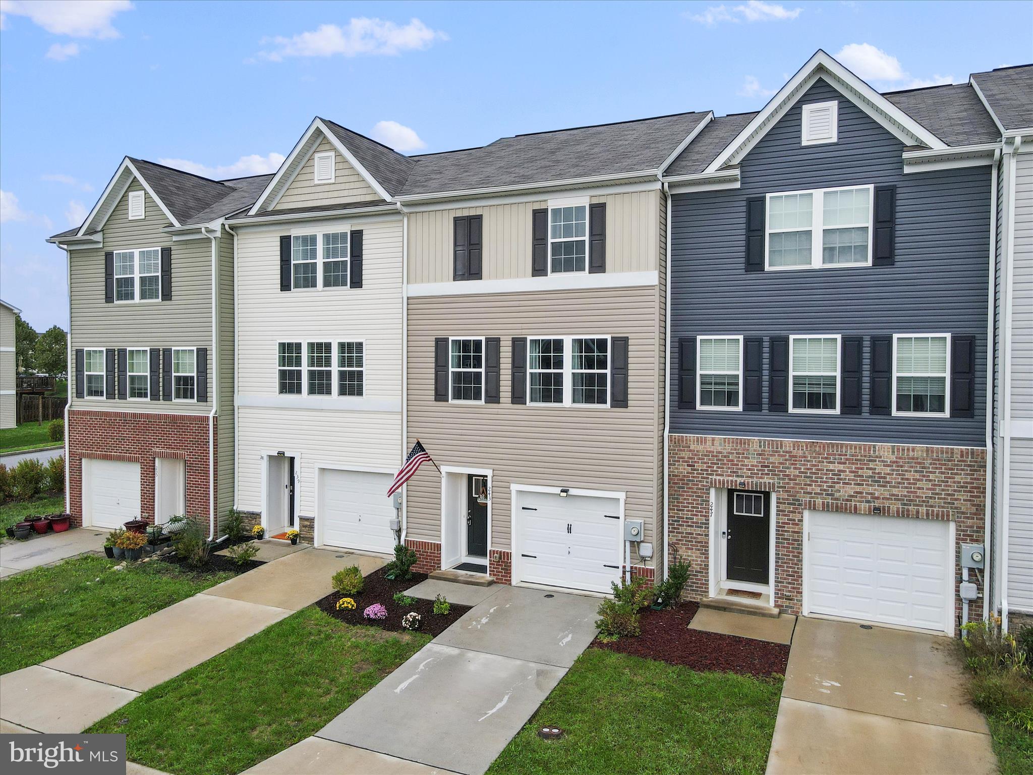 BERKELEY RIDGE - Residential