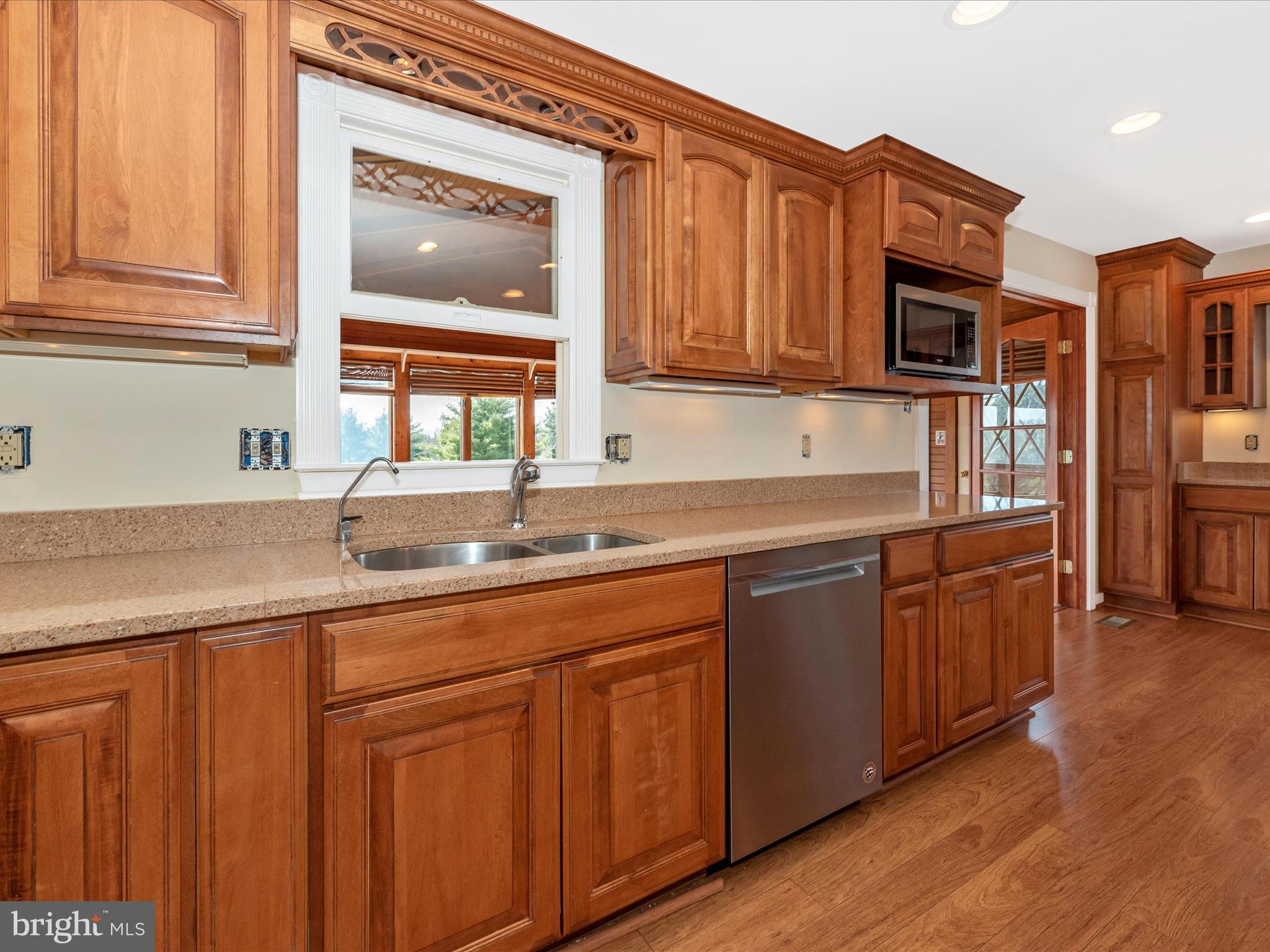 HIGH RIDGE - Residential