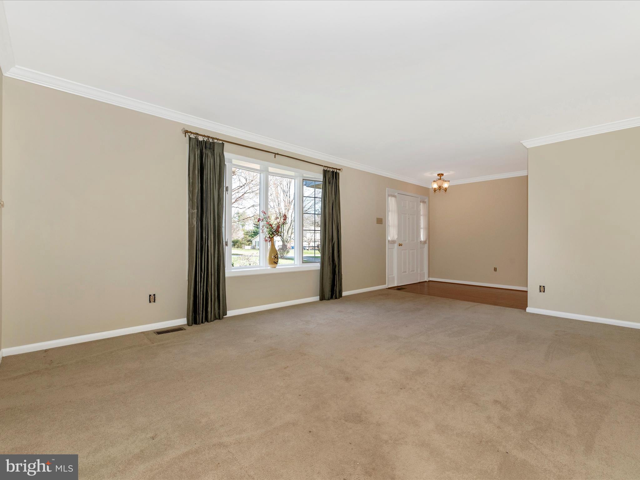 HIGH RIDGE - Residential