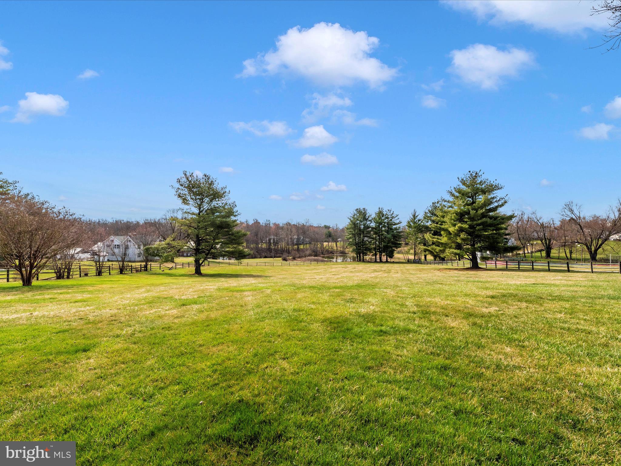 HIGH RIDGE - Residential