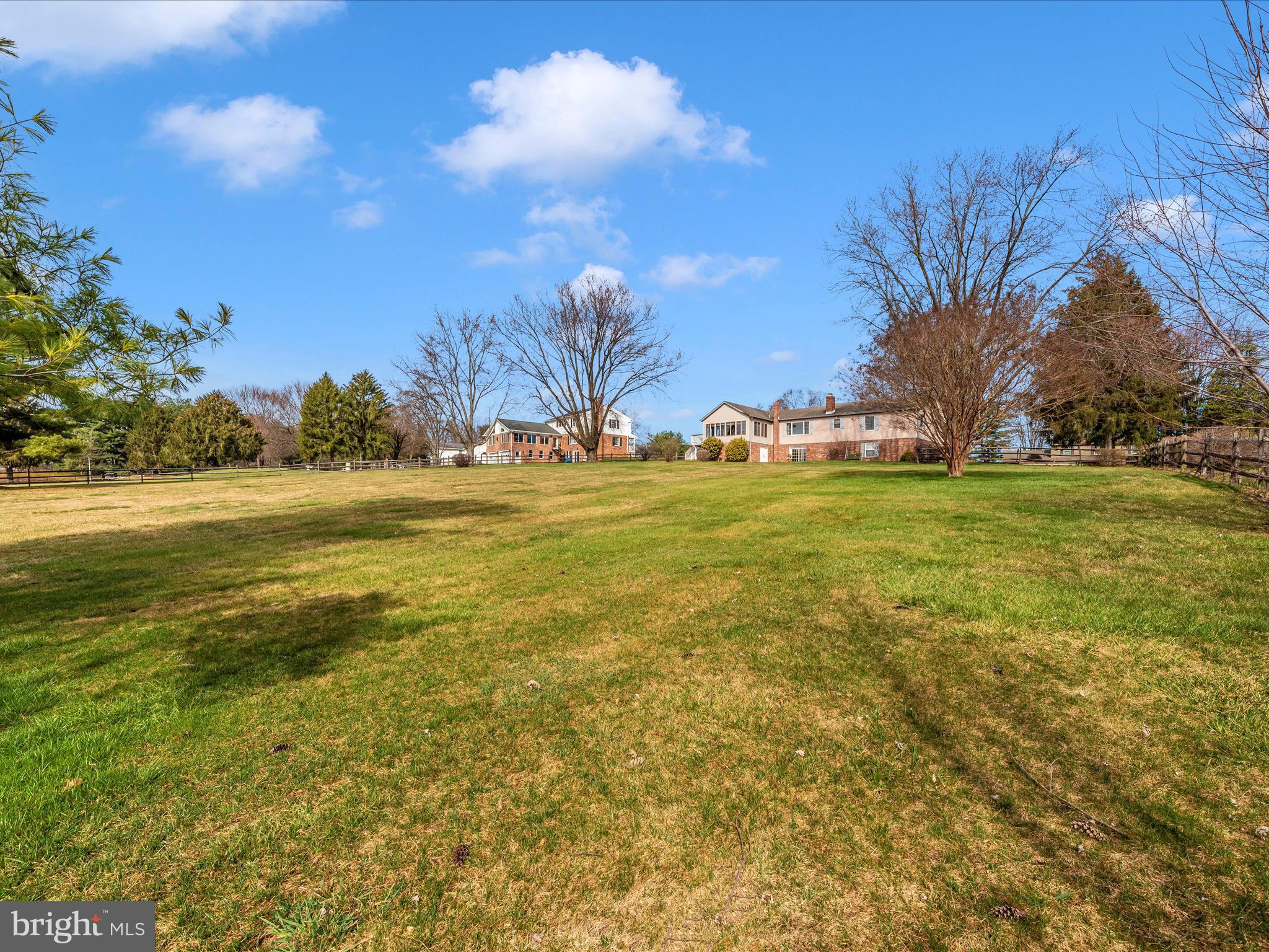 HIGH RIDGE - Residential