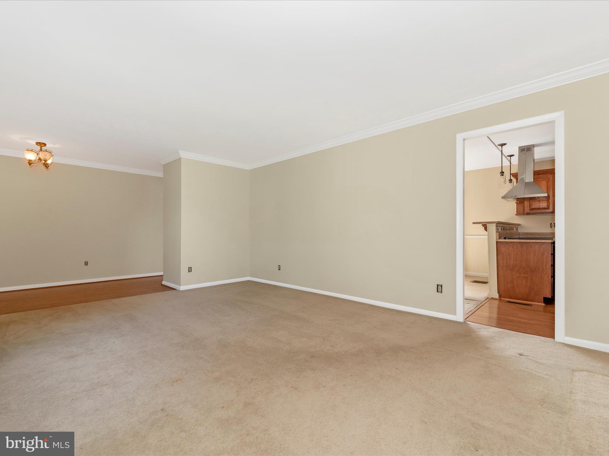 HIGH RIDGE - Residential