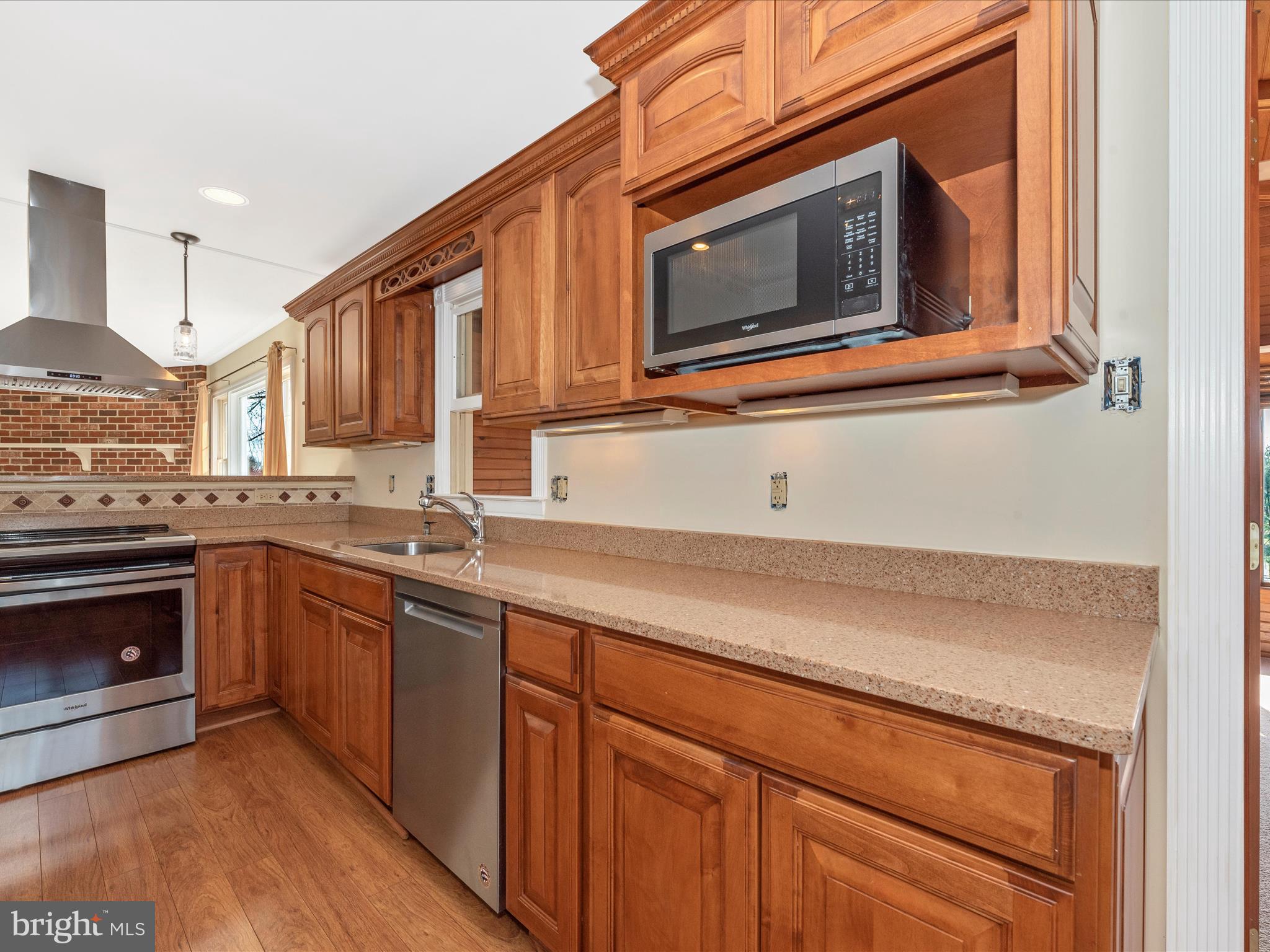 HIGH RIDGE - Residential