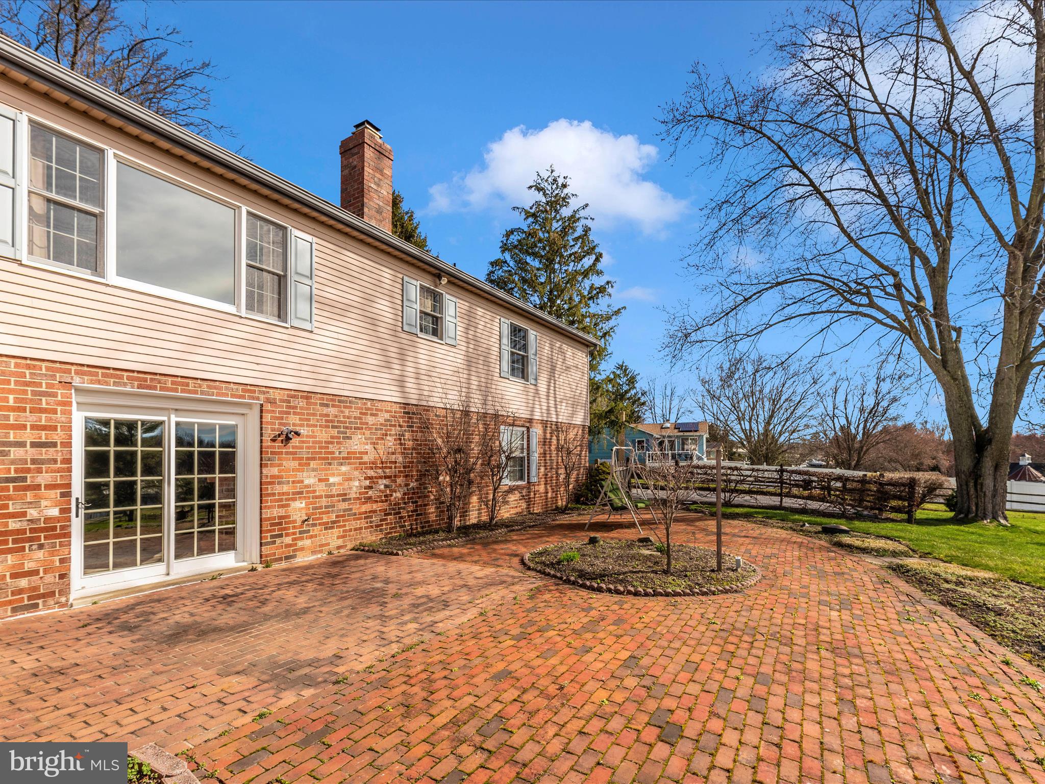 HIGH RIDGE - Residential