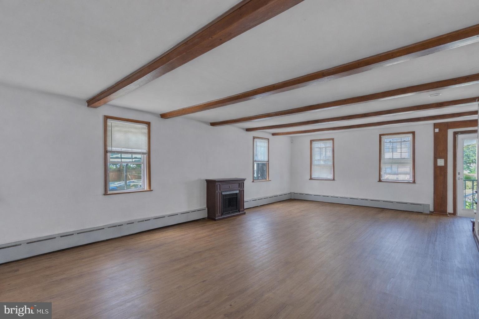 HOLMESBURG - Residential