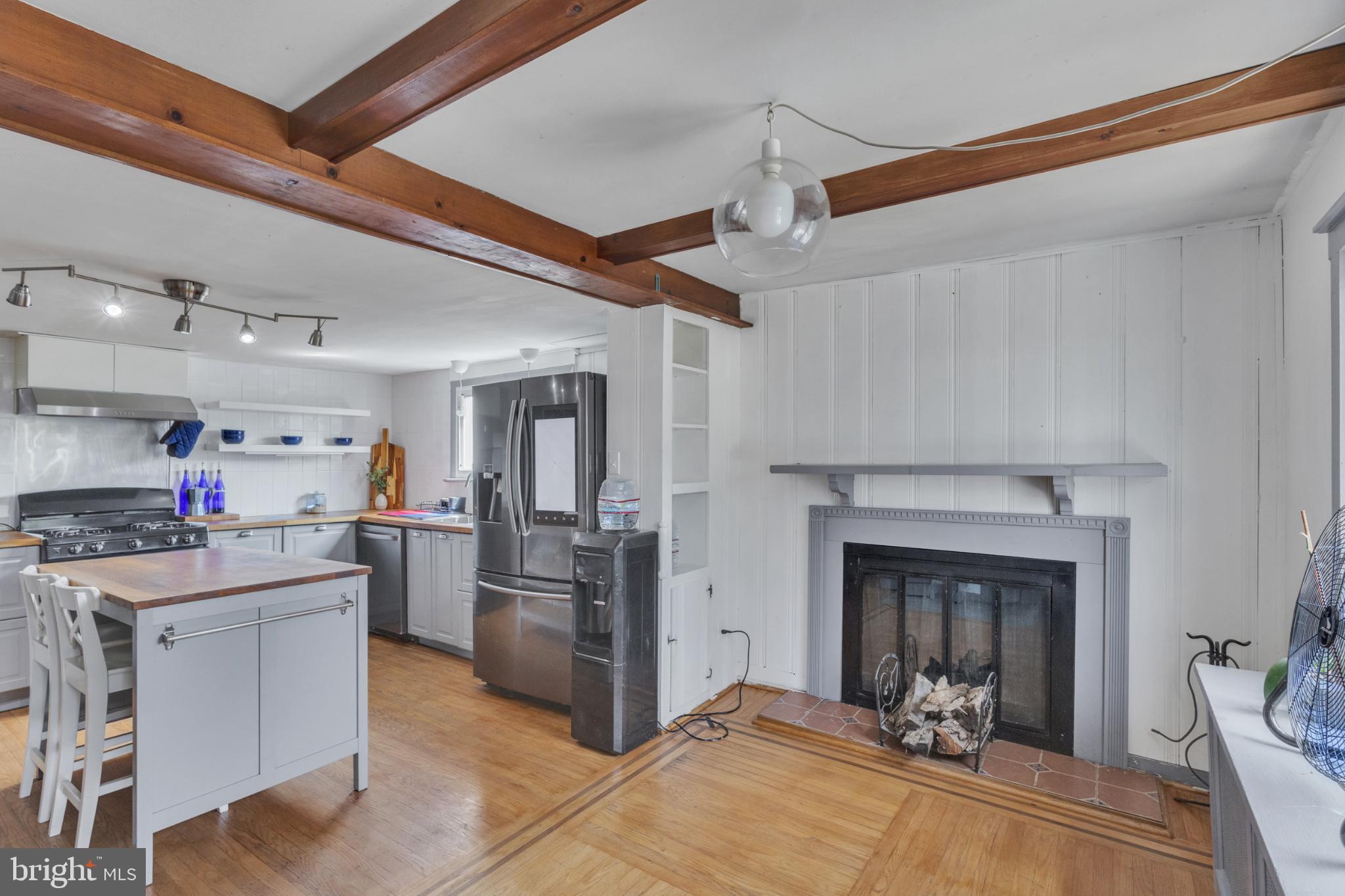 HOLMESBURG - Residential