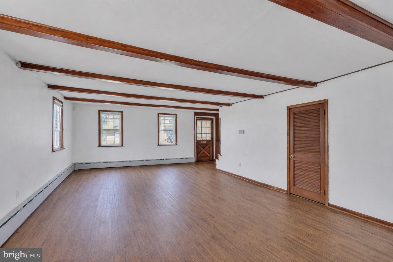 HOLMESBURG - Residential