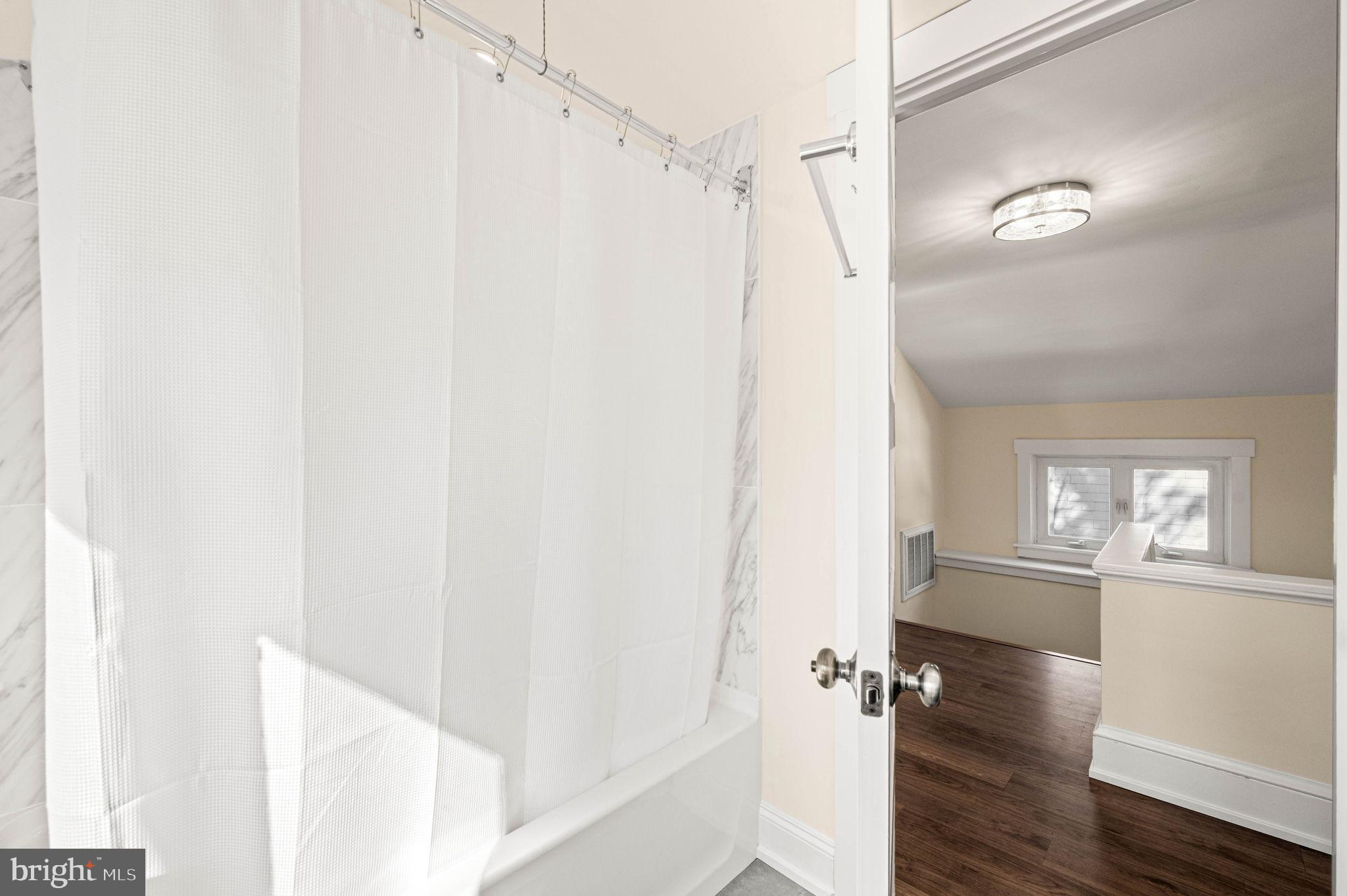 MERION STATION - Residential